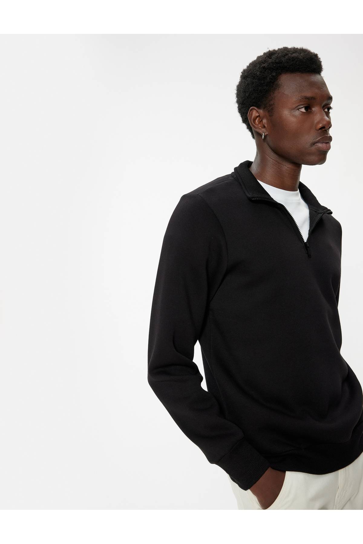 بلوز پنبه ای آستین بلند یقه نیم زیپ