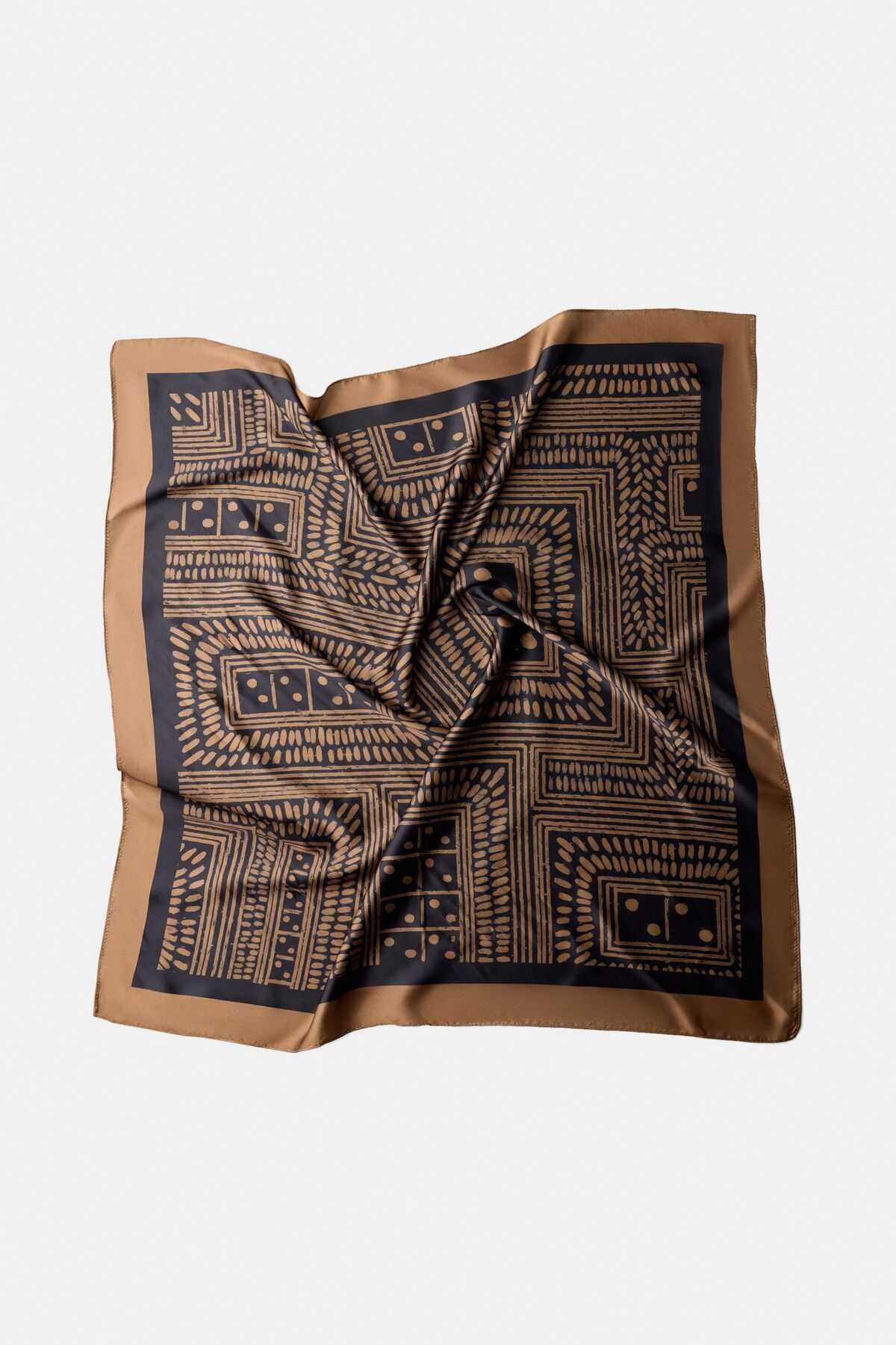 روسری طرح دار