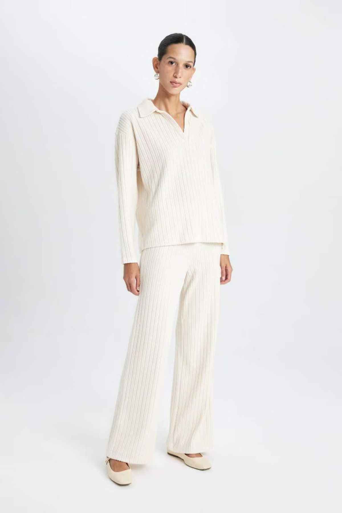 شلوار گرمکن کمردار معمولی B2405ax24au