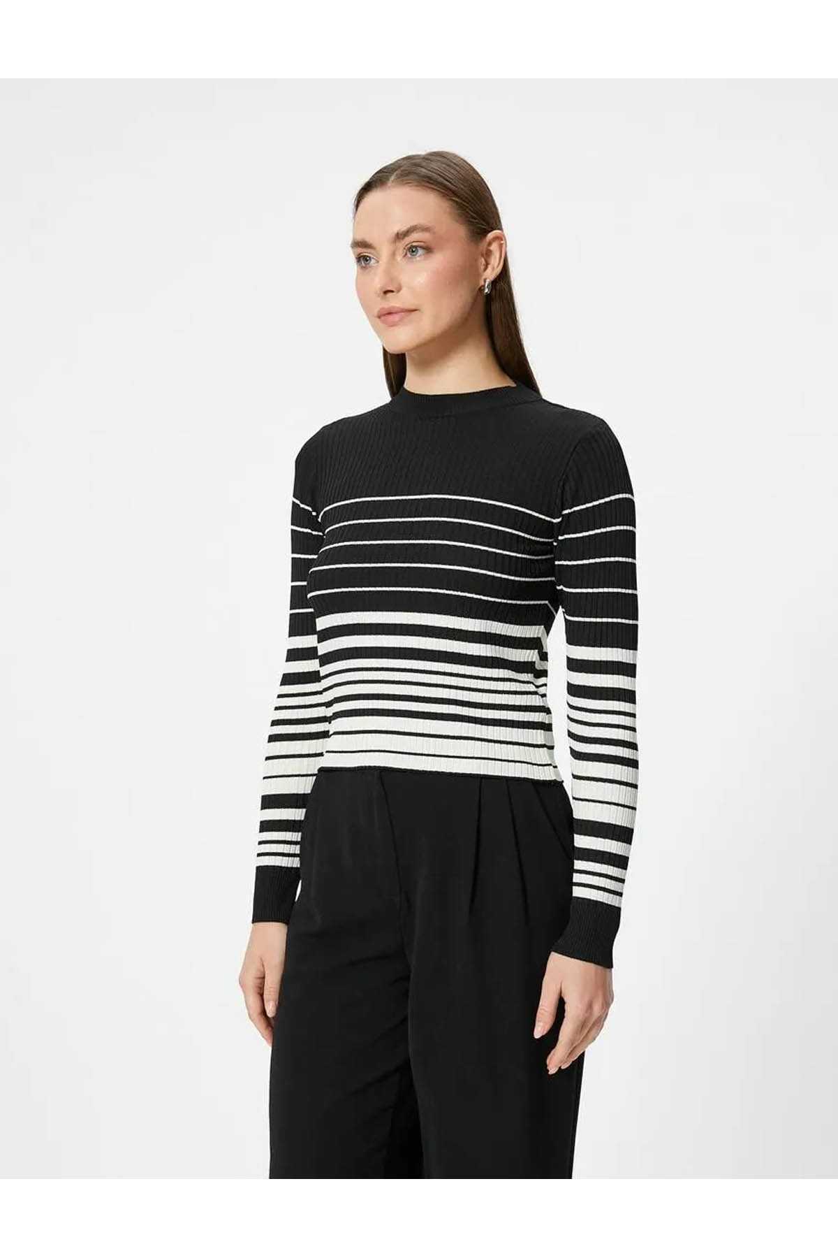 ژاکت بافتنی آستین بلند یقه خدمه بافت