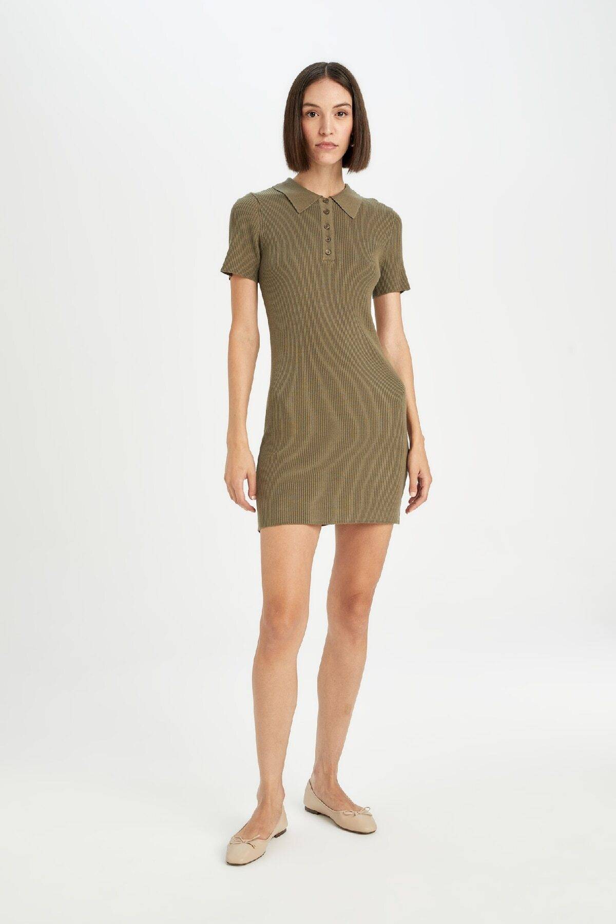 لباس بافتنی ساده با یقه پولو ساده ساده D8718ax24au