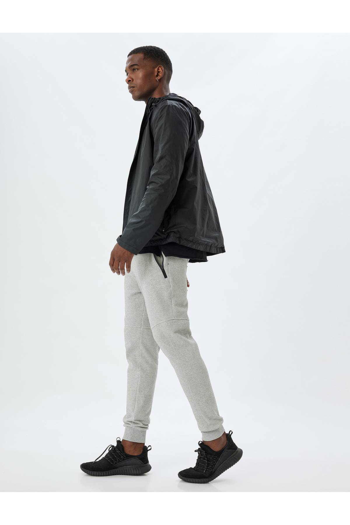 شلوار ورزشی اسپرت دوخت توری دور کمر ترکیبی پنبه ای با جزئیات