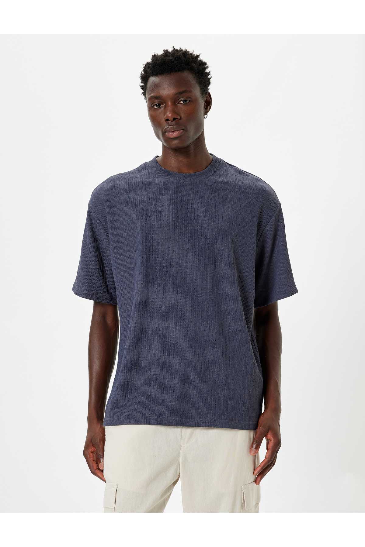 تیشرت سایز بزرگ با یقه خدمه آستین کوتاه بافت