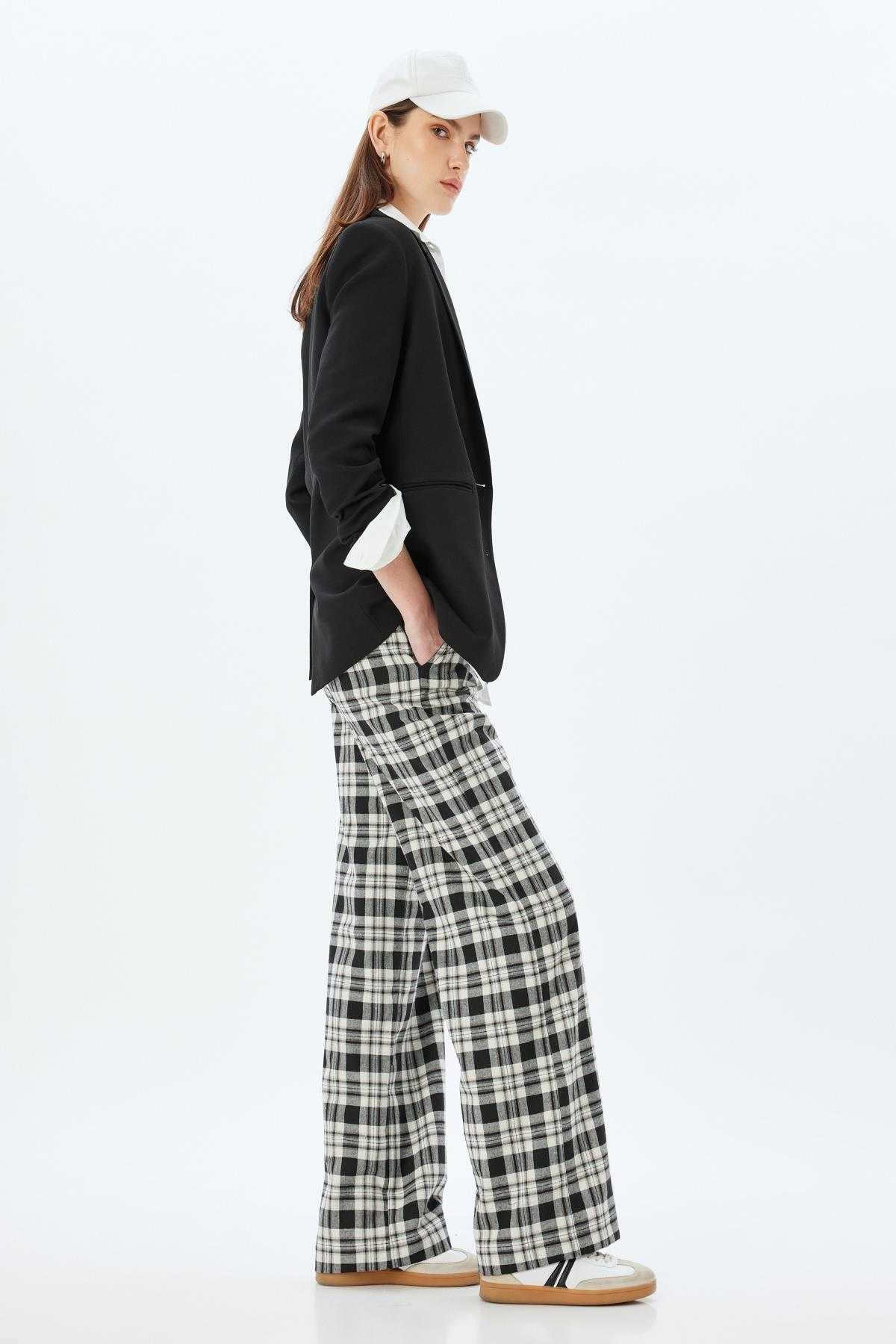 شلوار پیژامه گشاد و مناسب جیب کمری