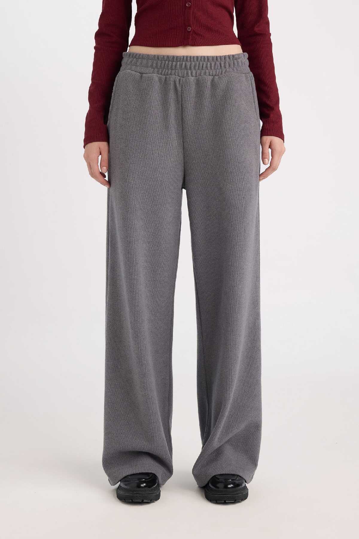 شلوار ورزشی بند دار بلند ساق پا گشاد