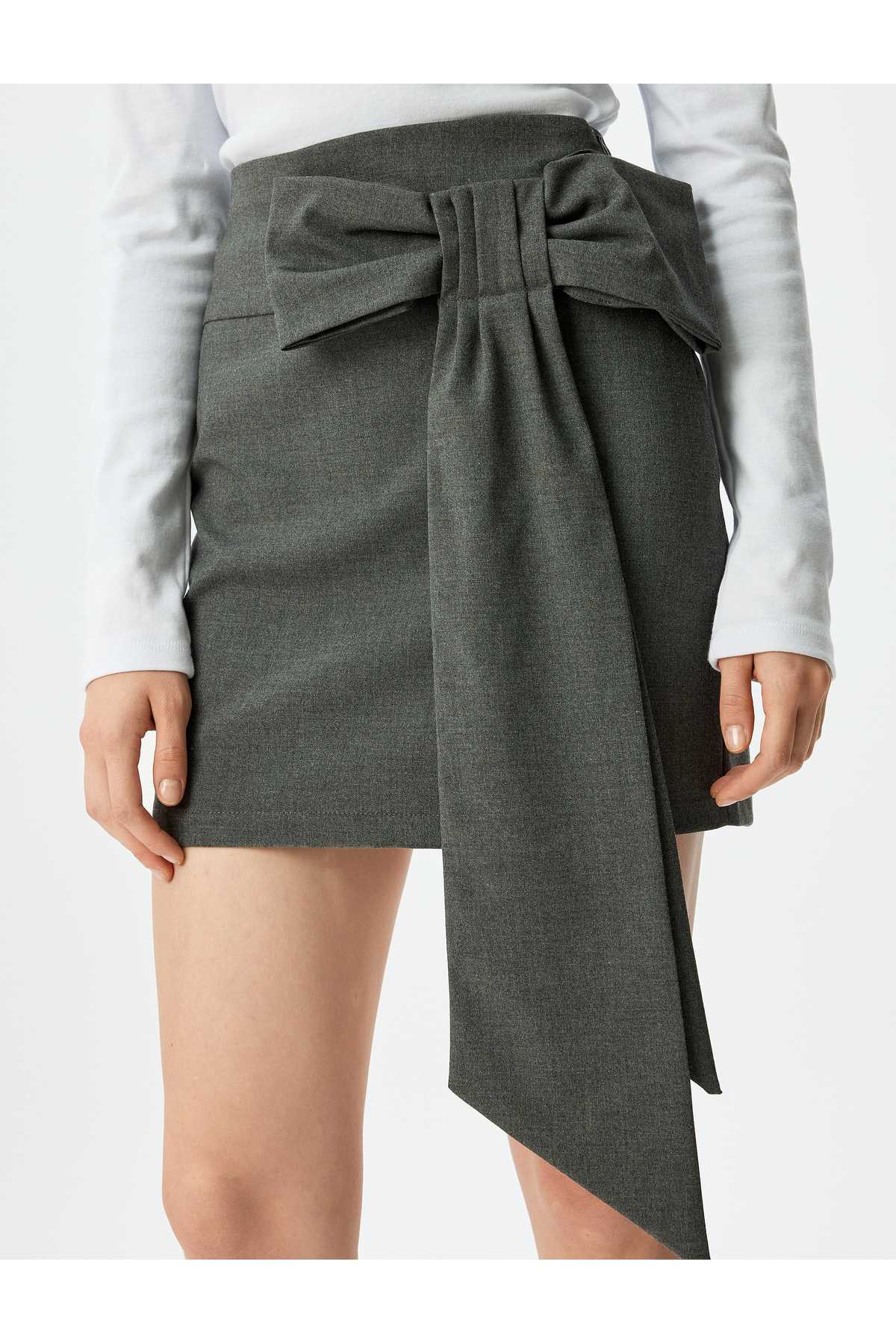 دامن A-Line با جزئیات پاپیون کوچک