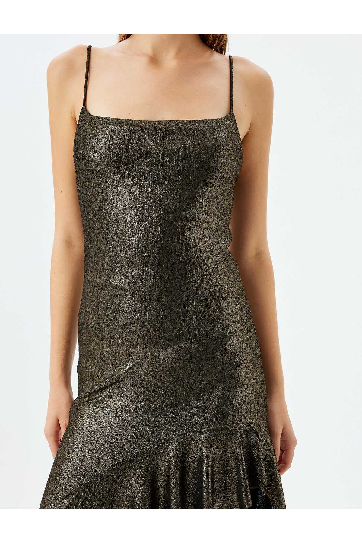 لباس شب بلند یقه مربعی برش نامتقارن با بند