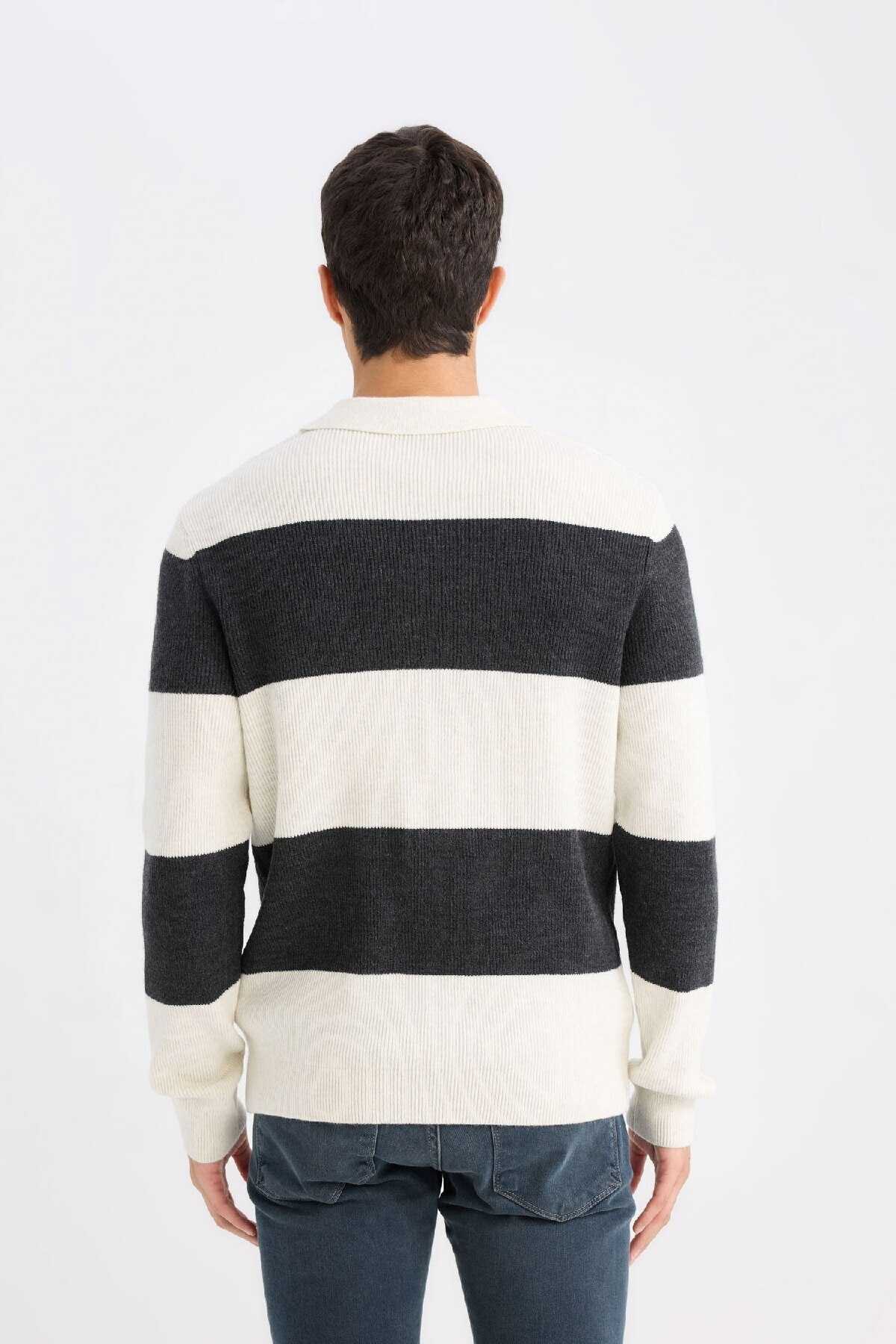 پلیور بافتنی راه راه یقه پولو با تناسب استاندارد