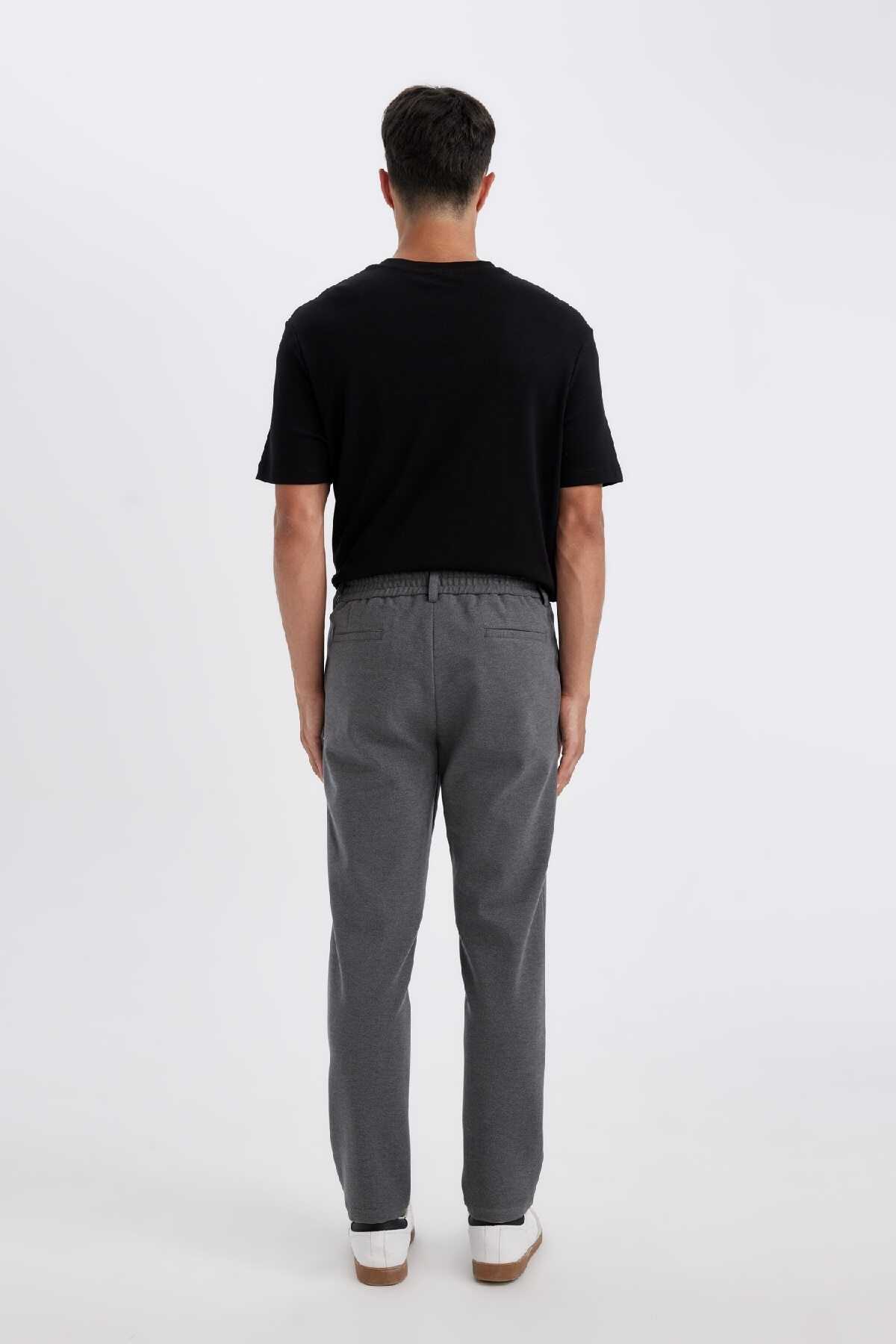 شلوار متناسب با جیب ساده پایه راست D3707ax24au