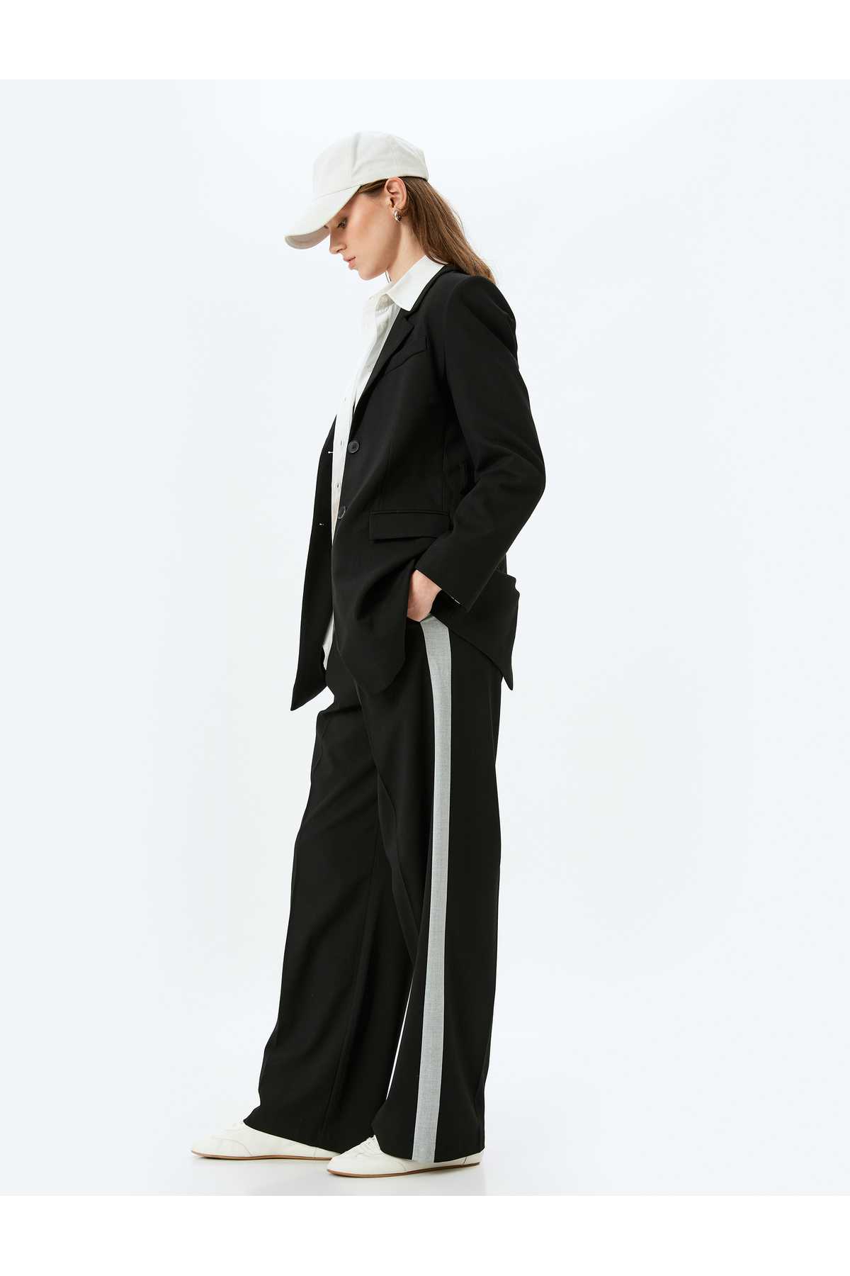 پاهای فراوان مسطح با جیب