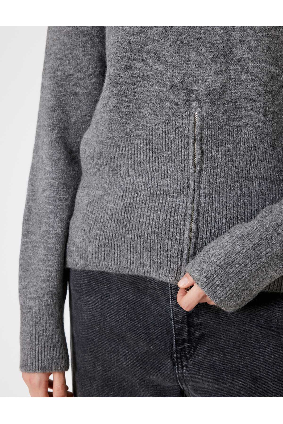 زیپ پلیور یقه خدمه آستین بلند با بافت نرم