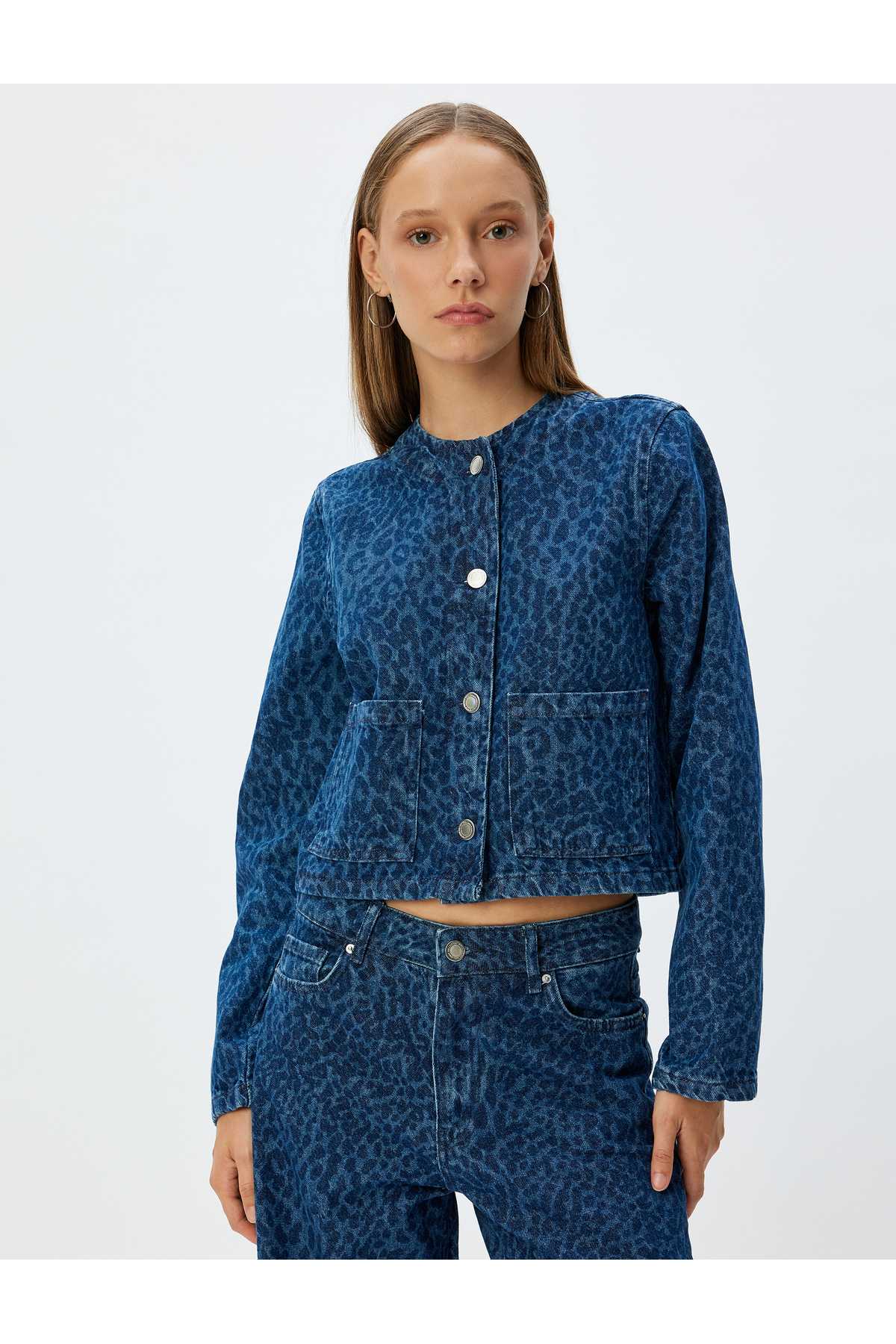 کت زنانه نیلی متوسط