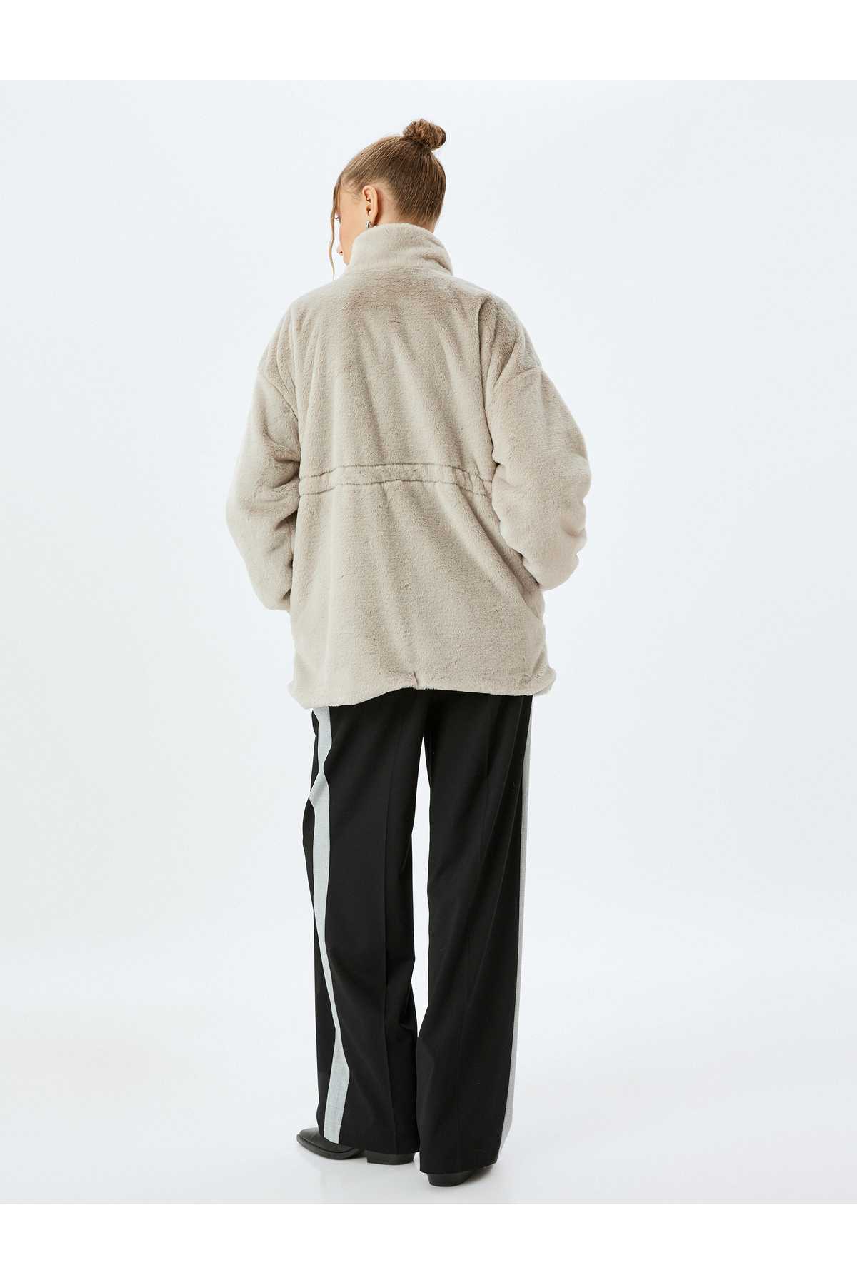 ژاکت بلند با زیپ خز مصنوعی