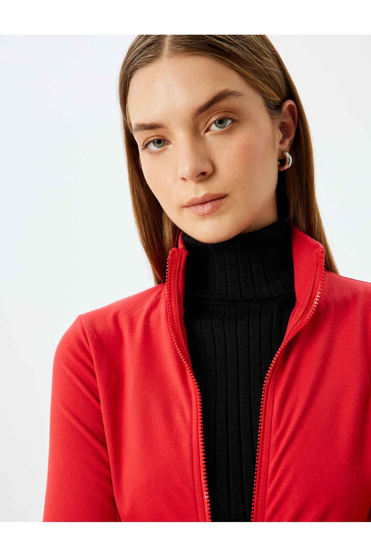 سویشرت پشمی زیپ دار یقه بلند با جیب باریک