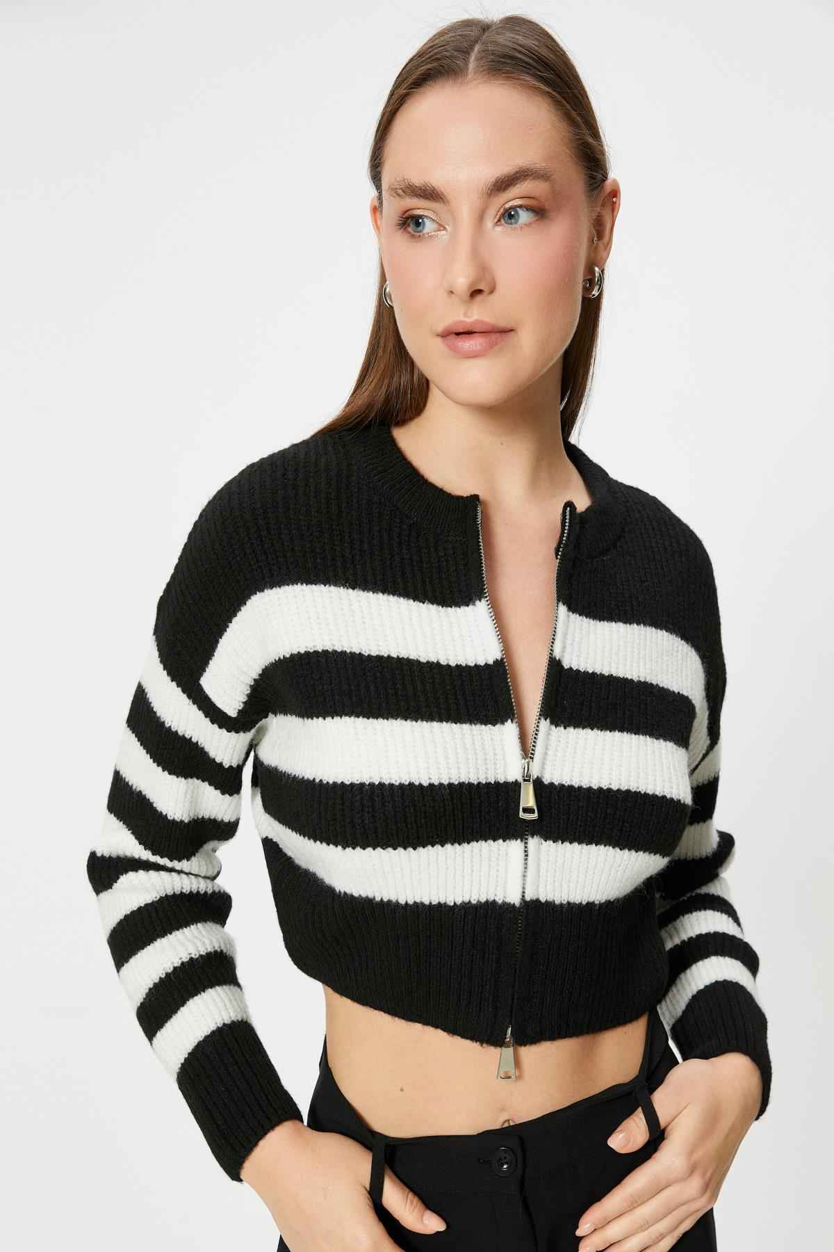 بافتنی کوتاه ژاکت کش باف پشمی زیپ دار یقه گرد با بافت نرم