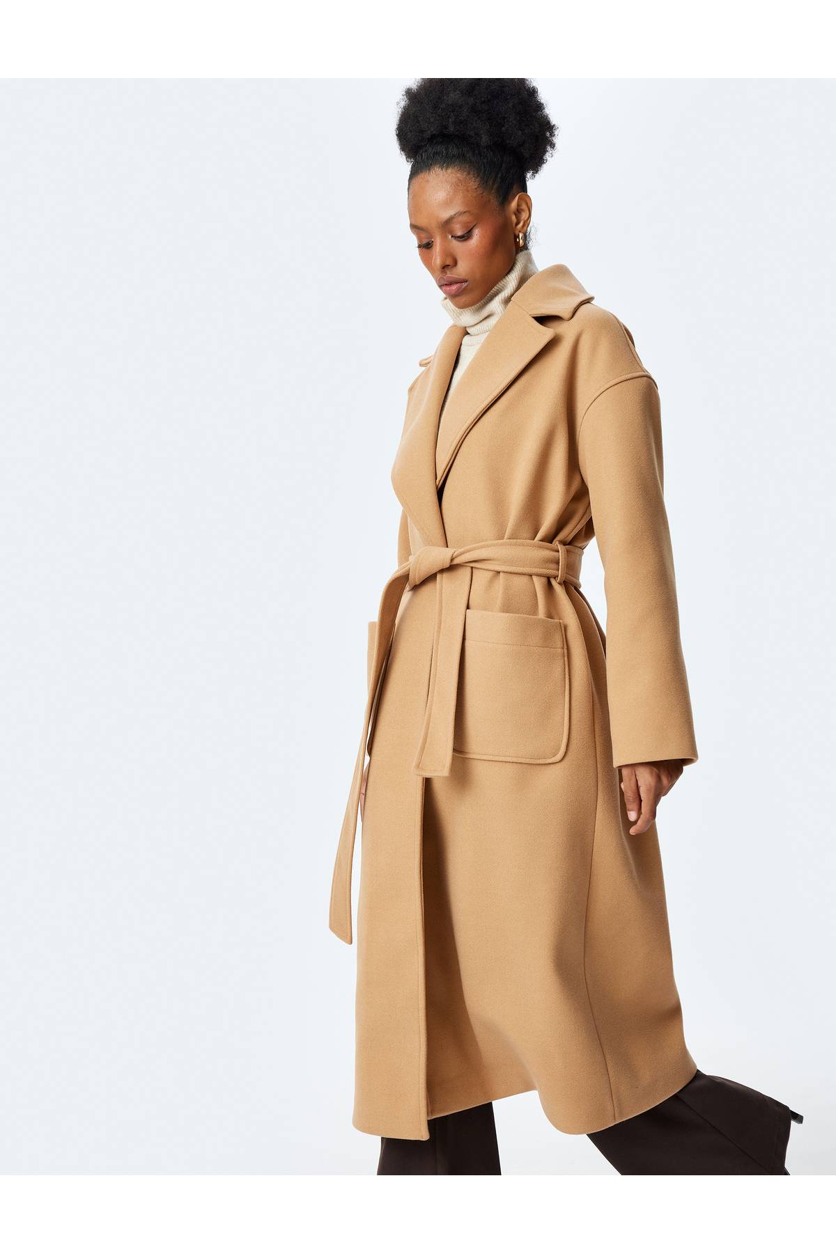 کت ترمه بلند دو سینه با جیب و جزئیات کمربند