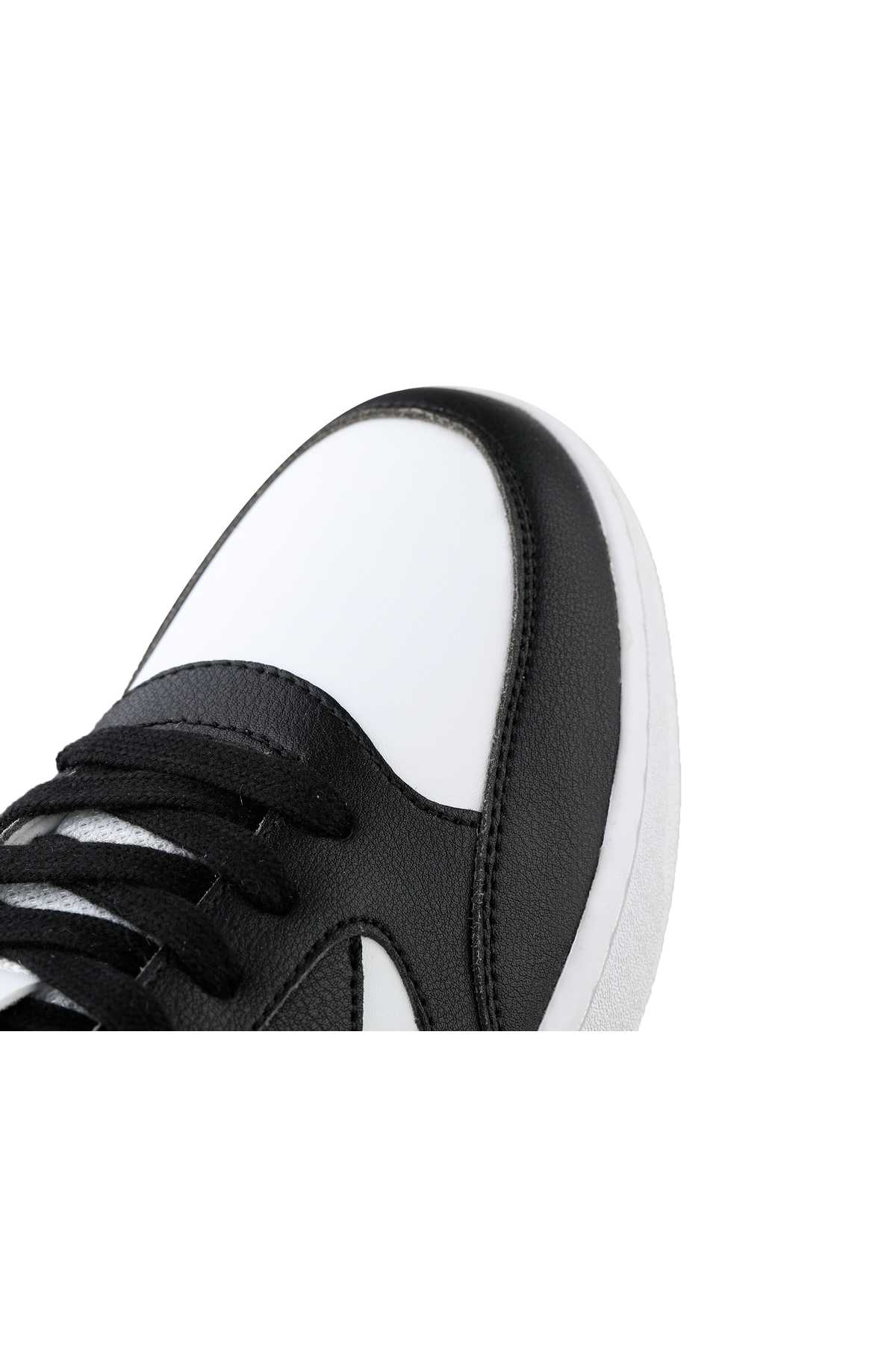 کفش کتانی سفید زنانه Club C 85