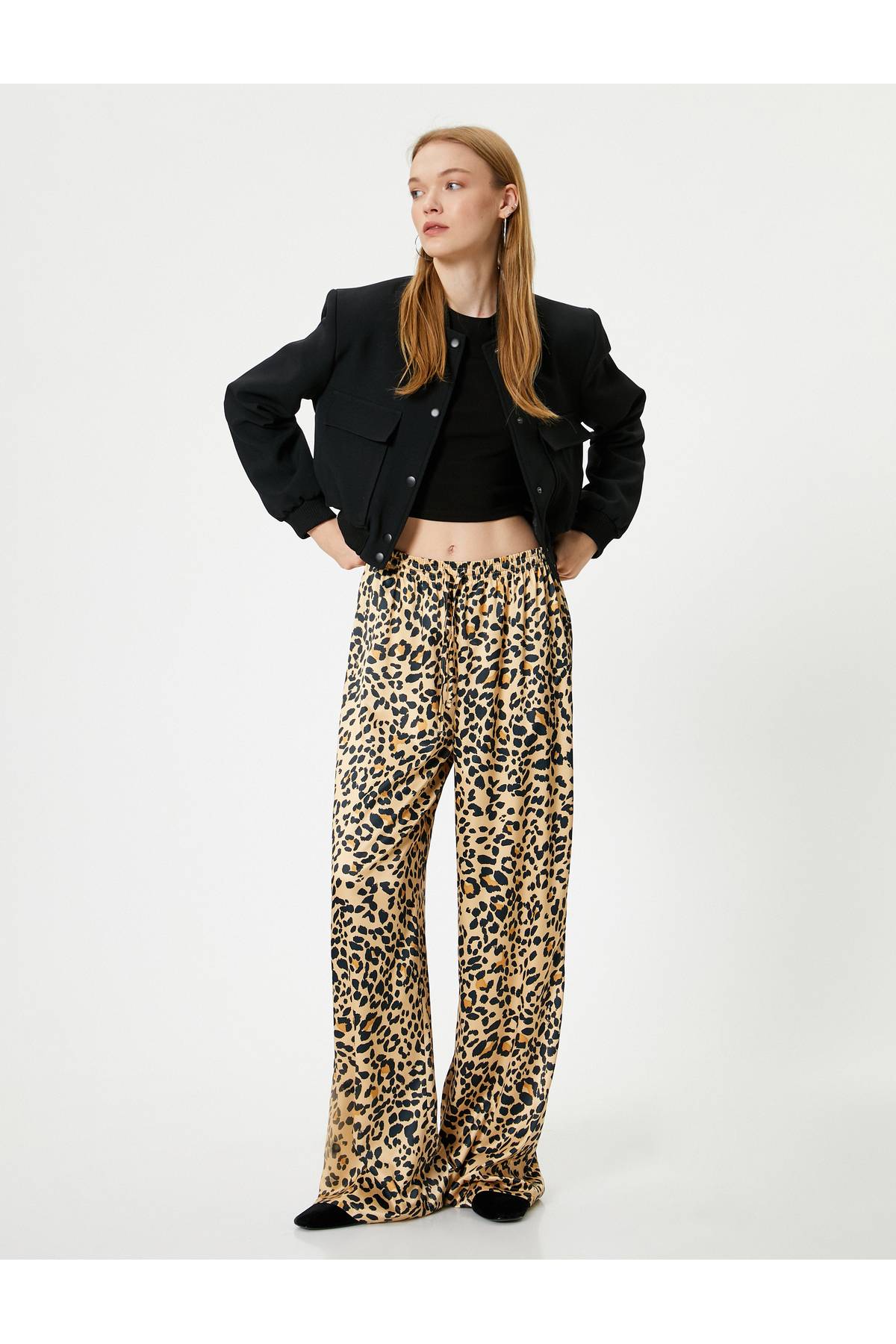 شلوار ساتن الگوی پلنگ مسطح با شلوار تخت توری -