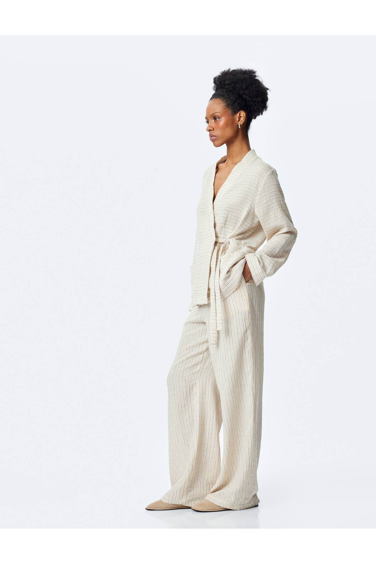 جیب کمر بلند پنبه با برش زیاد شلوار گسترده