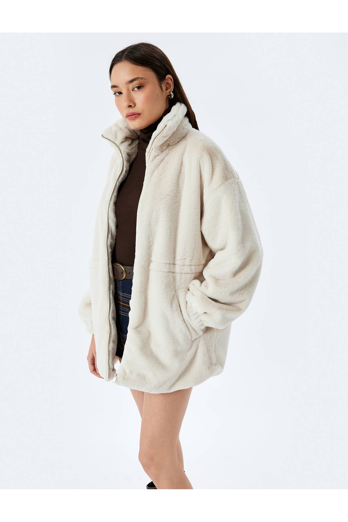 ژاکت بلند با زیپ خز مصنوعی