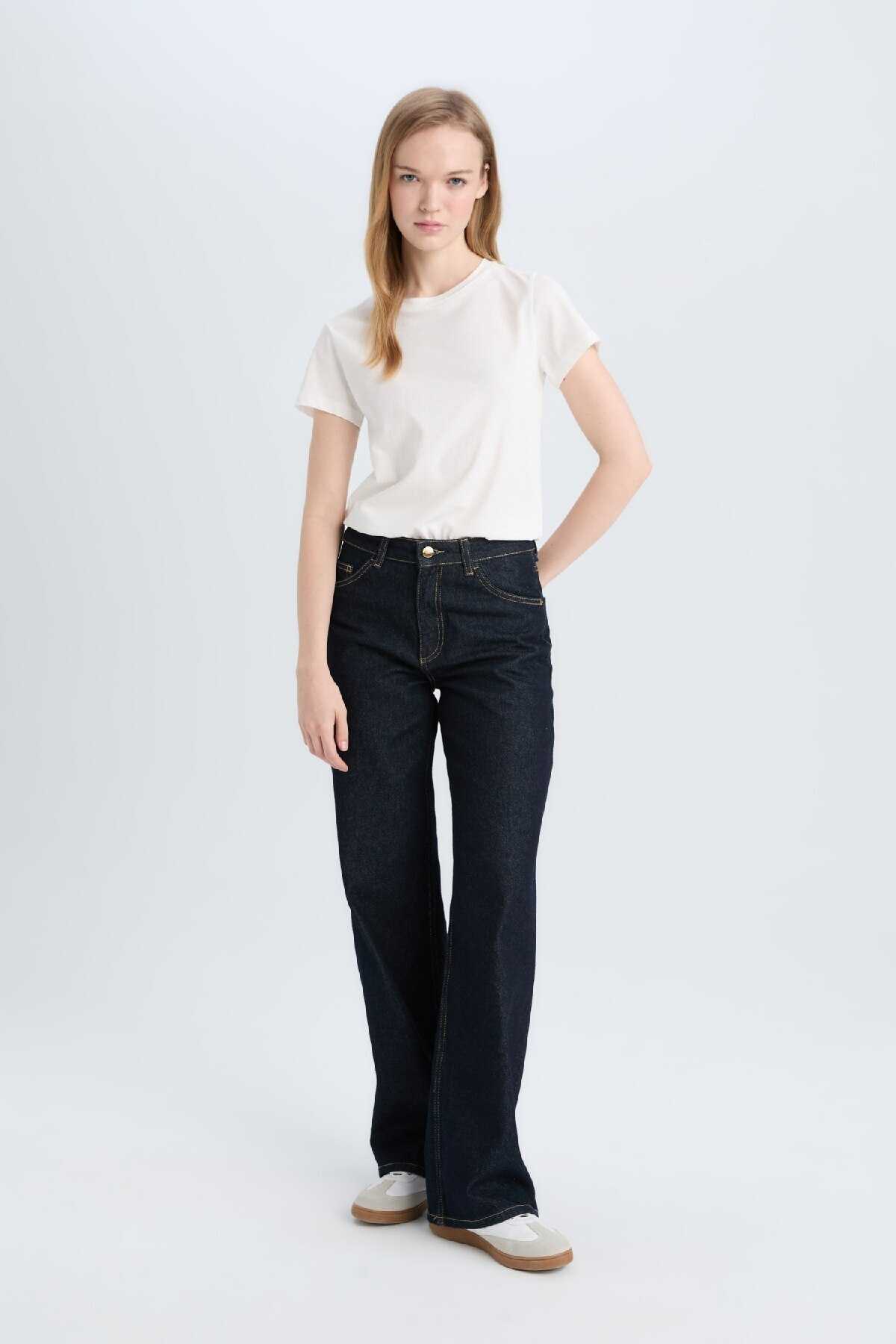 دوچرخه مناسب و مناسب و بی پایه و اساس پایه پایه و آستین کوتاه T -Shirt