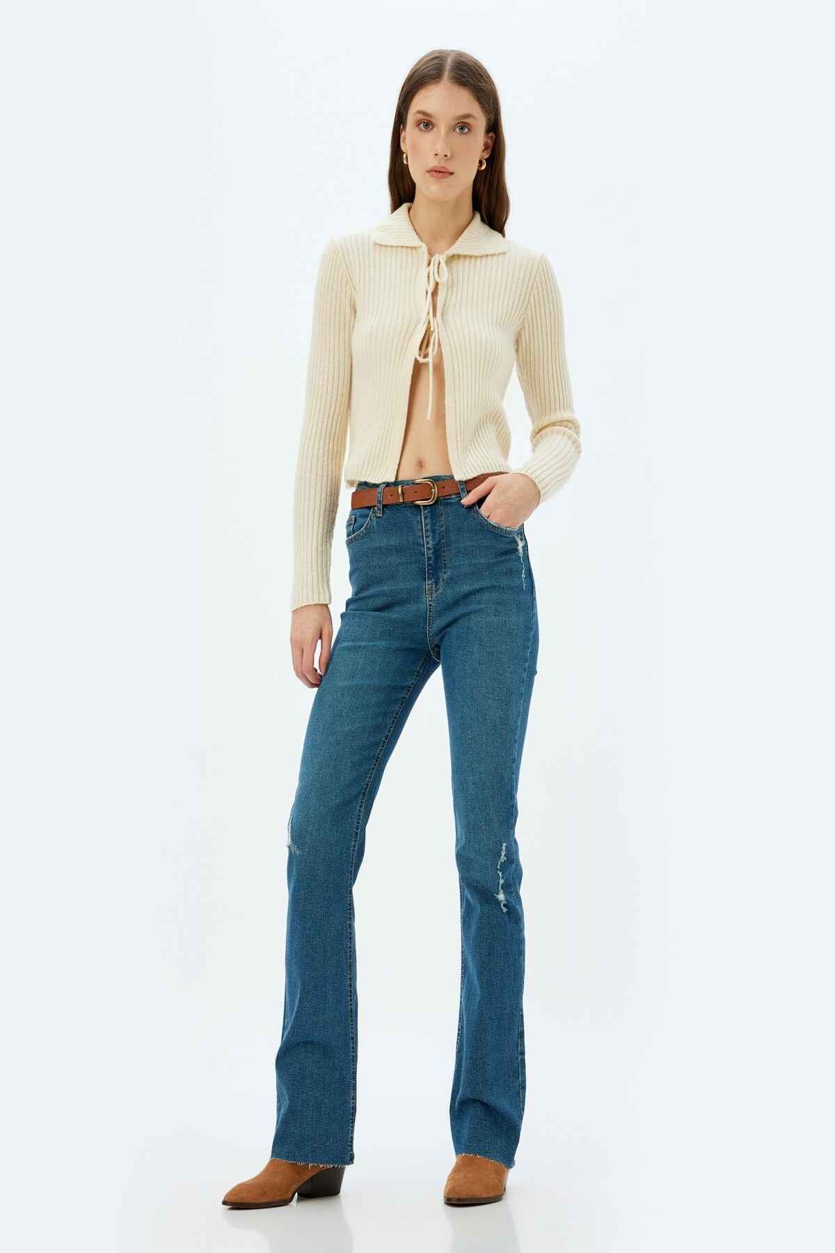 شلوار جین زن نیلی تیره