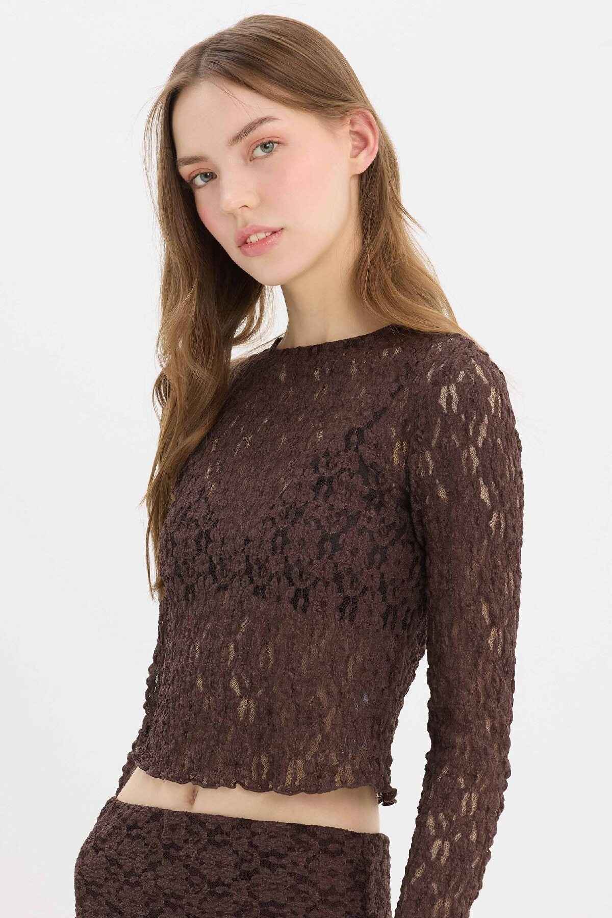 توری یقه دوچرخه برش باریک متناسب آستین بلند t -shirt e4930ax25sp