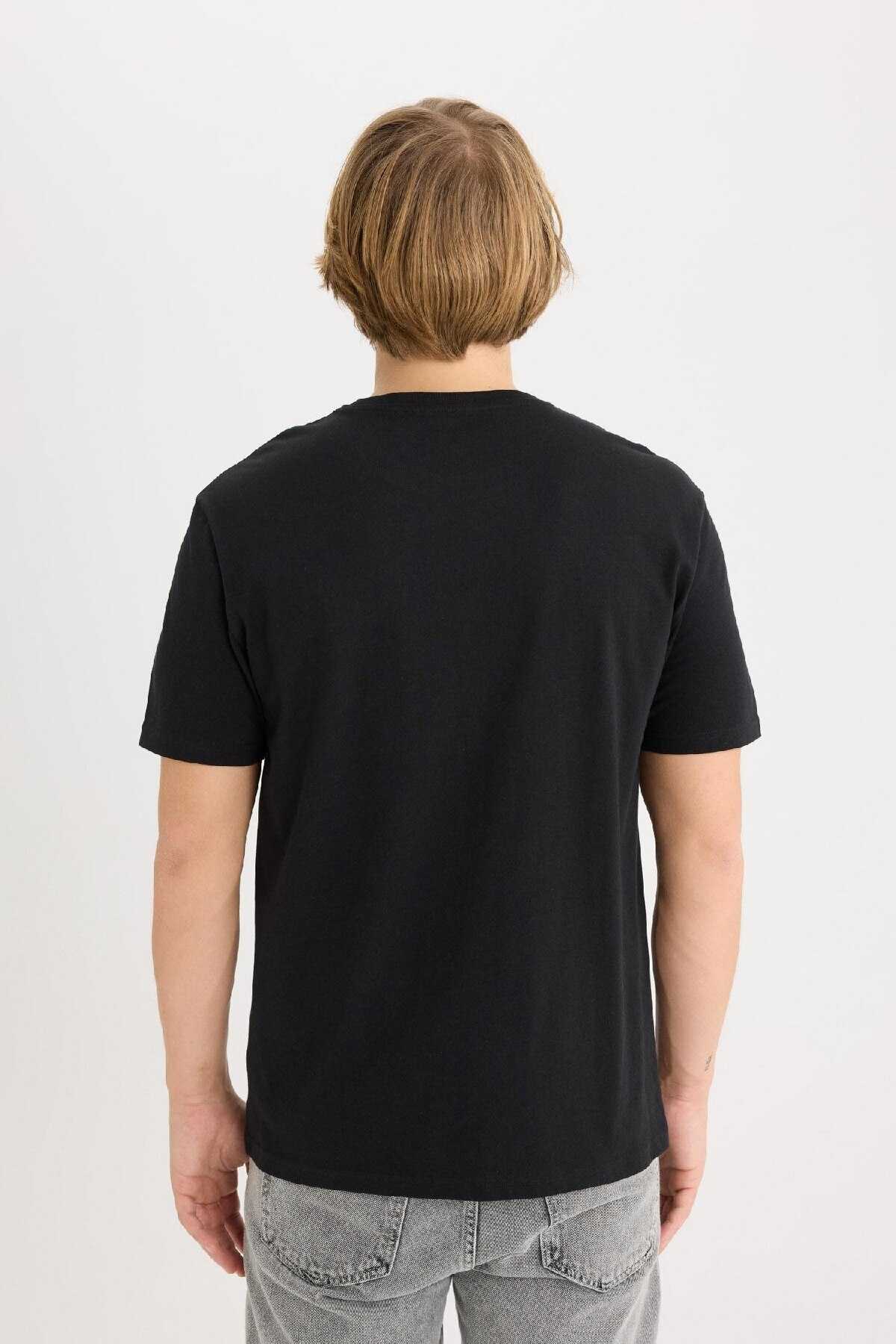 تیشرت آستین کوتاه یقه پرینت معمولی