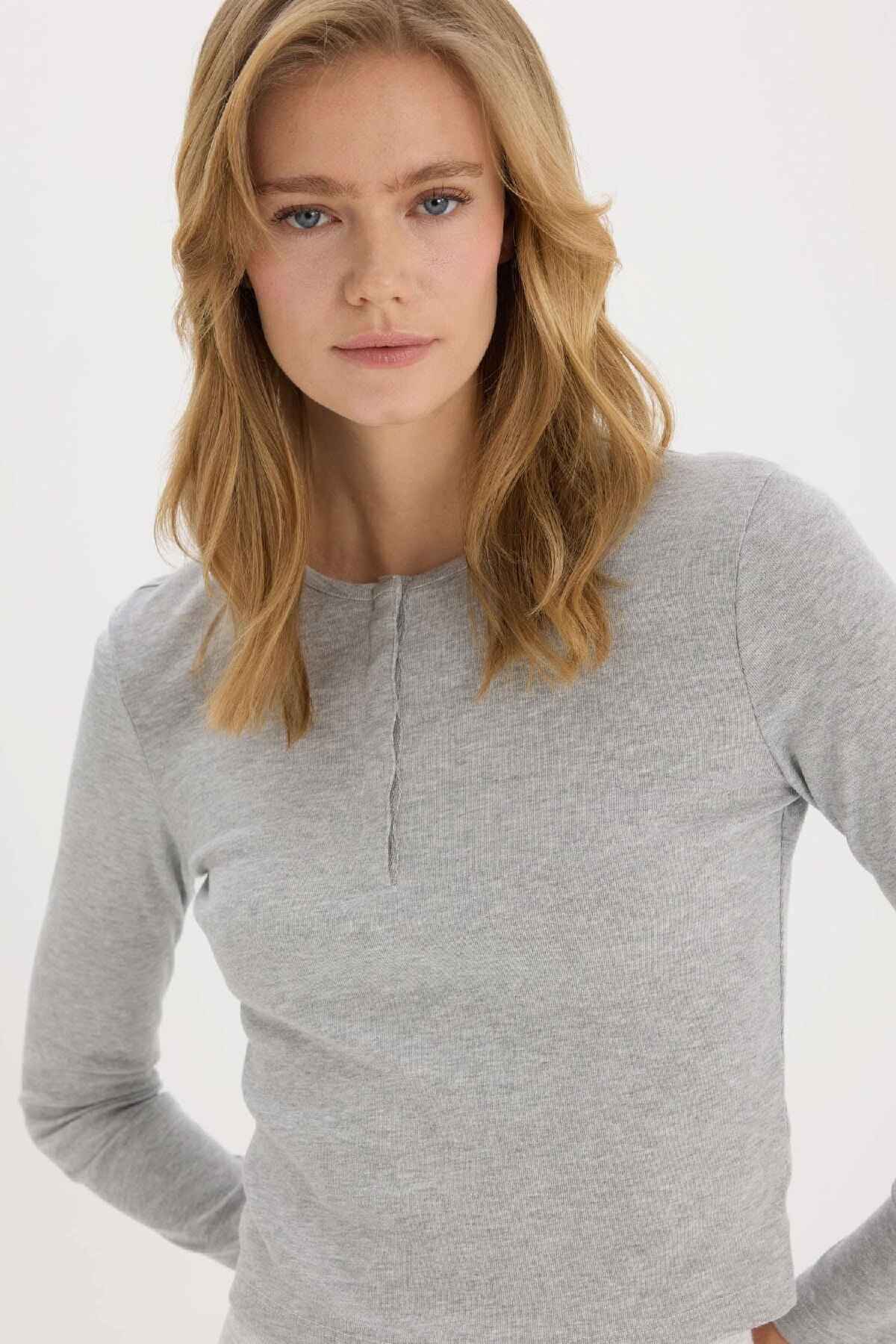 تیشرت آستین بلند دنده ساده ساده با نصب ساده