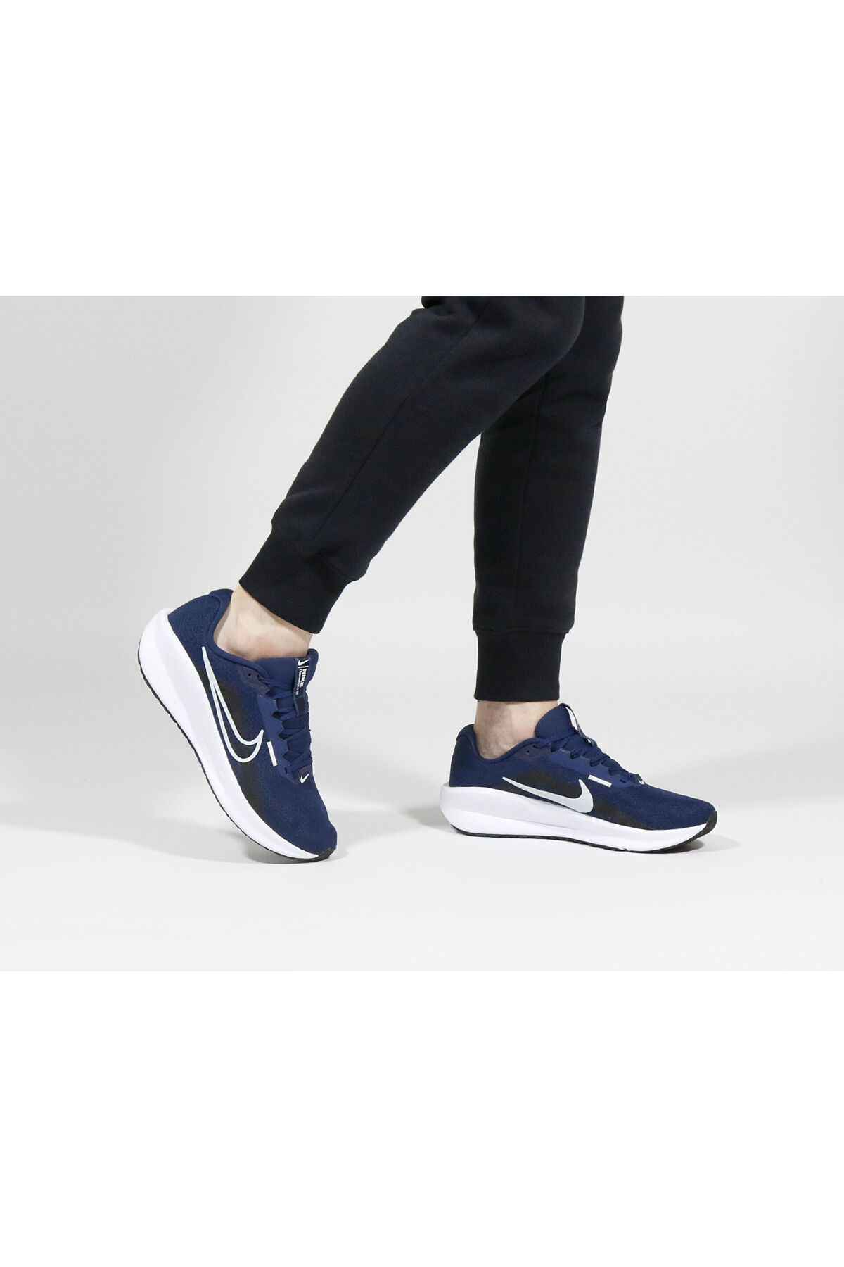 کفش ورزشی مردانه Downshifter 11 Cw3411 006v3