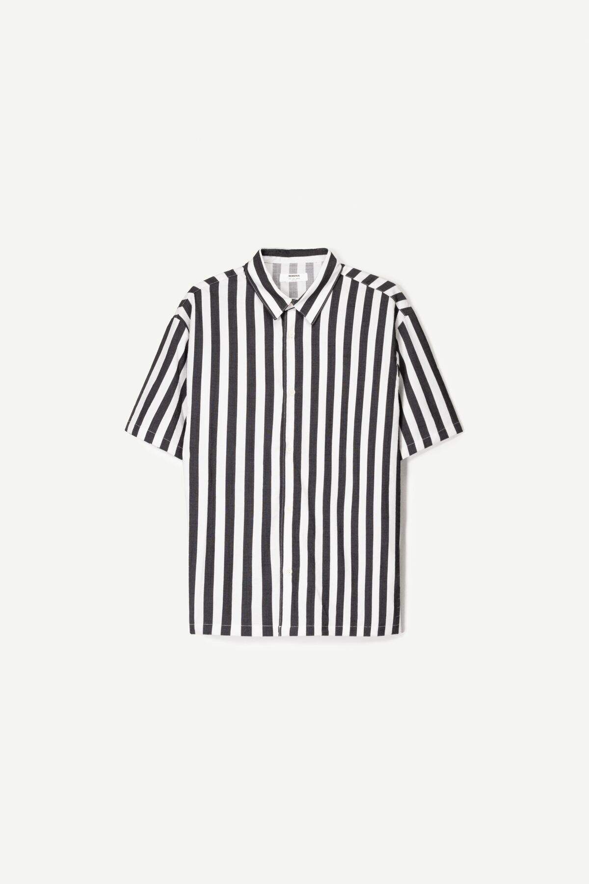 relaxed-fit-short-sleeve-shirt