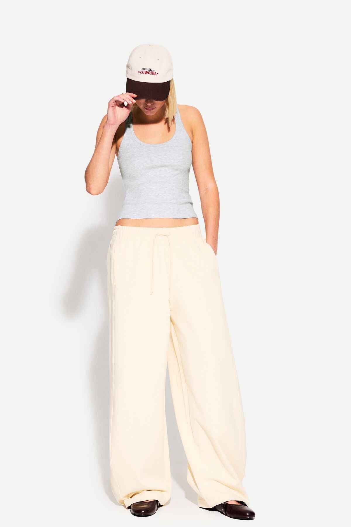 تیشرت بدون آستین آجدار