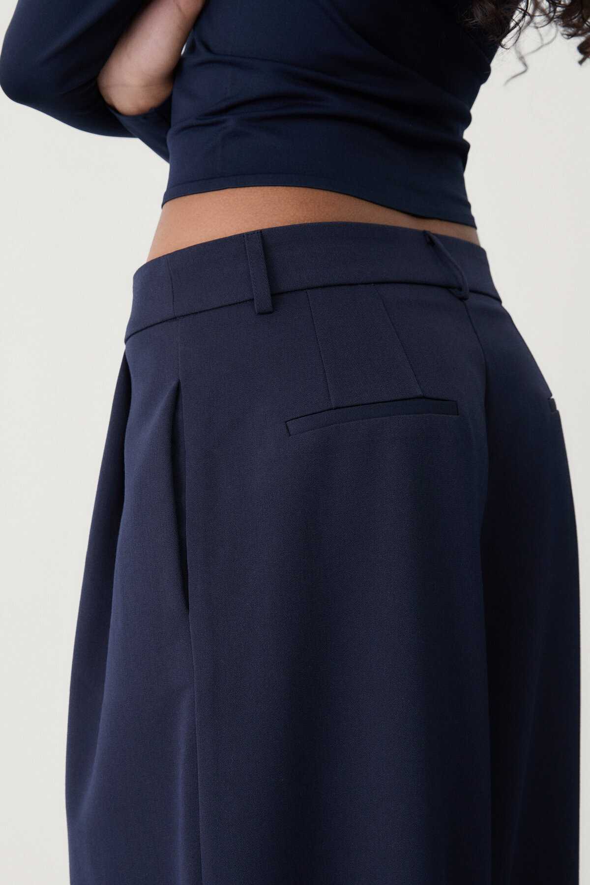 شلوار پارچه ای پاشی گسترده پودر