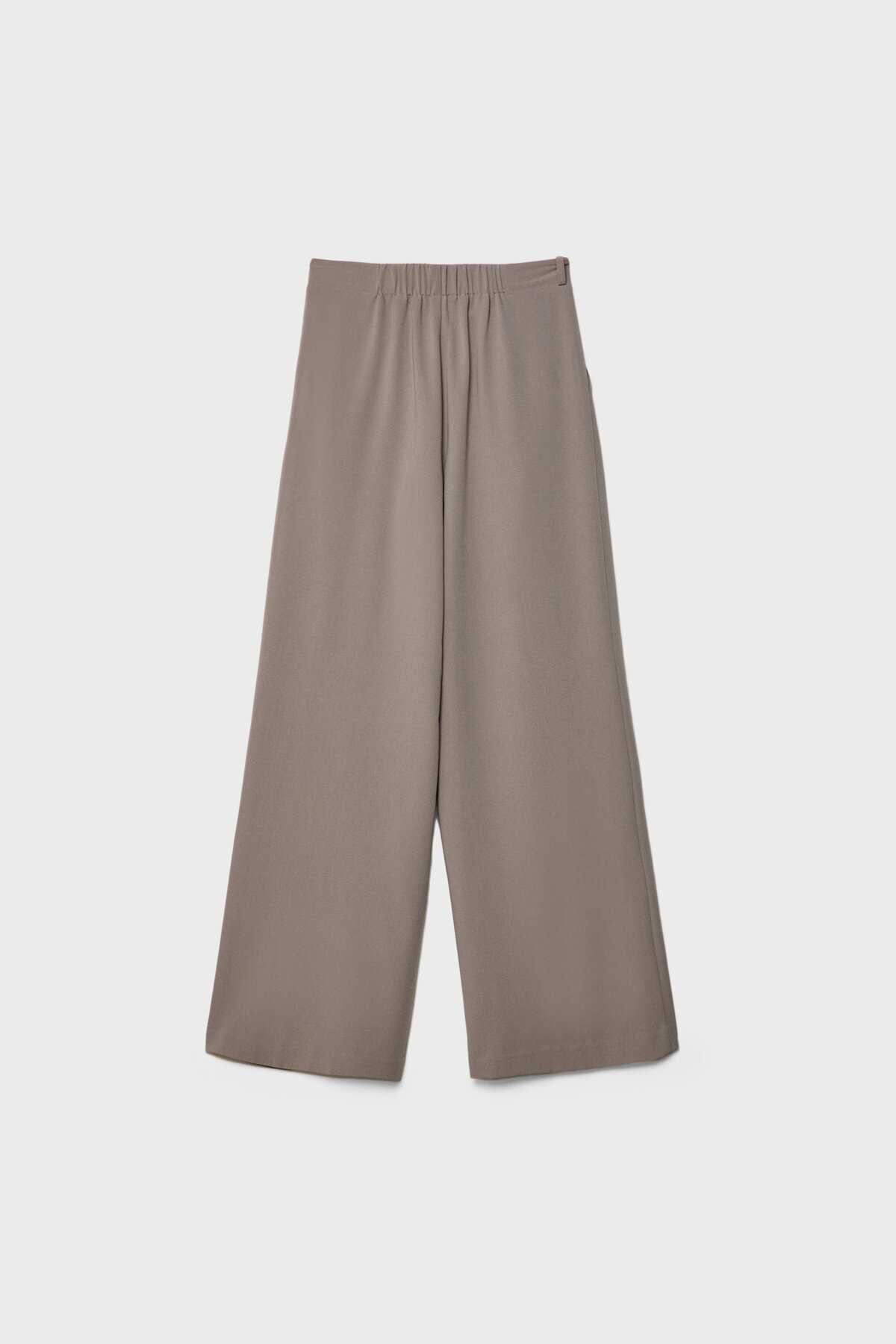 شلوار گشاد با جزئیات سگک هوشمند