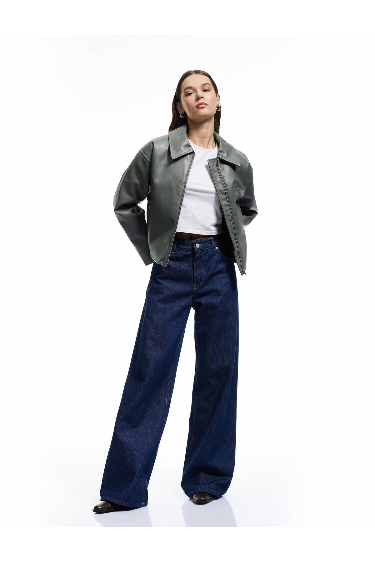 ژاکت زیپ دار چرمی یقه کلاسیک ژاکت با جزئیات