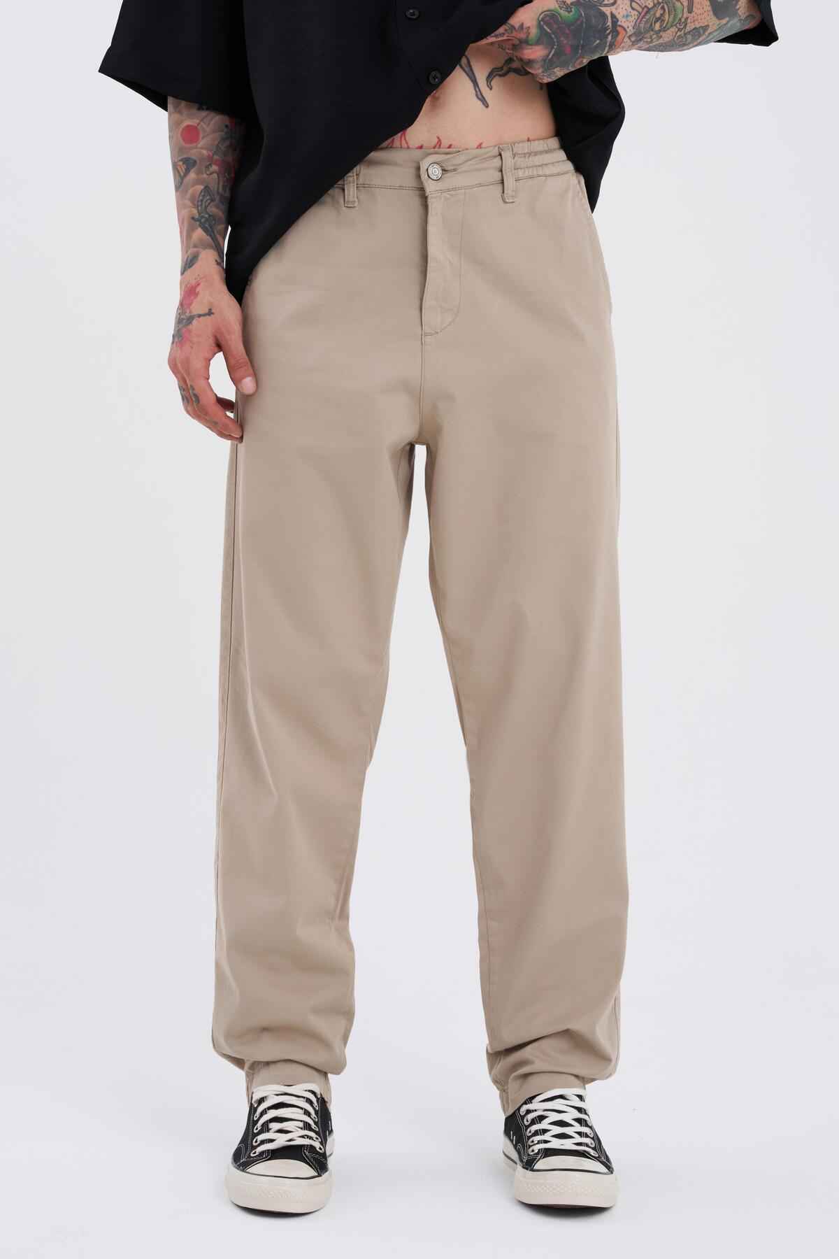 شلوار جین سیاه جامد اساسی مرد