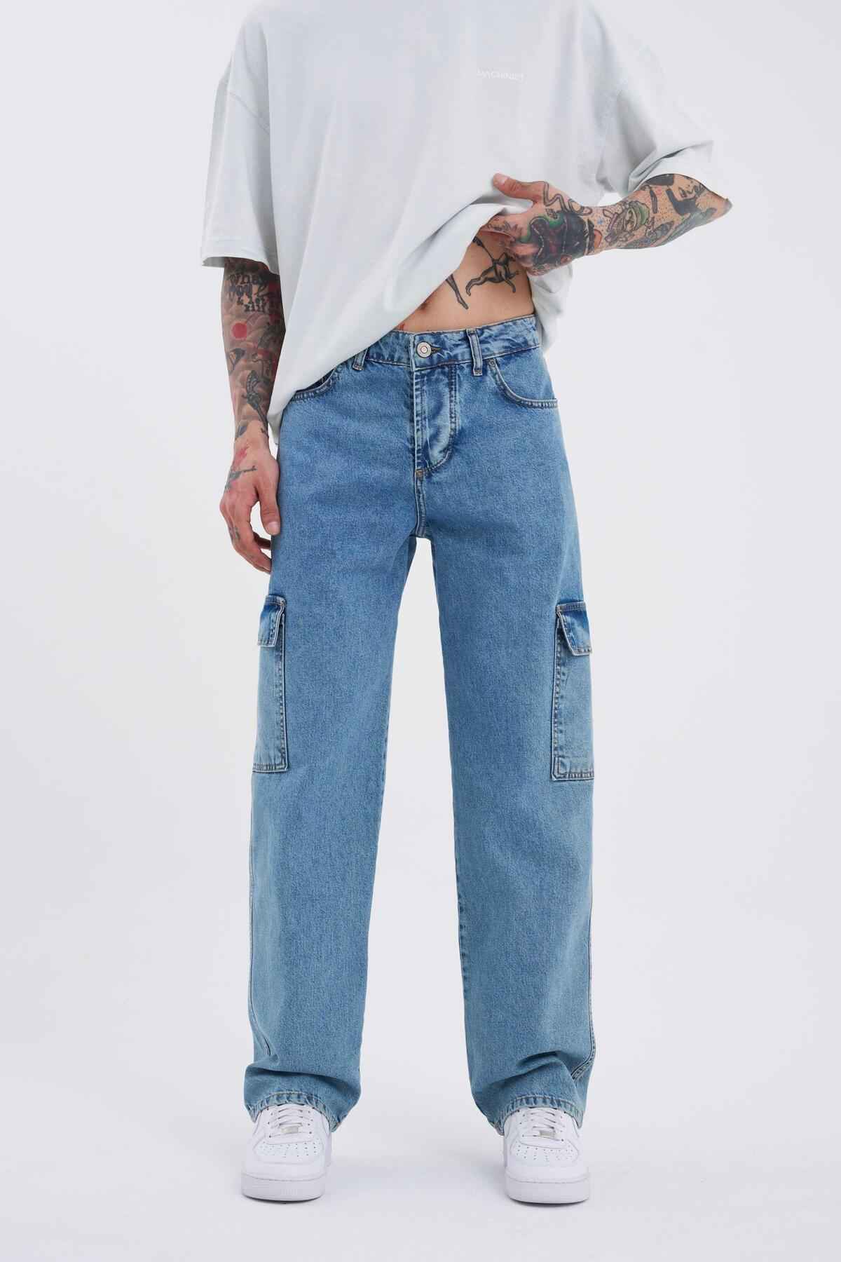 شلوار جین گشاد با جیبی باری آبی دریایی