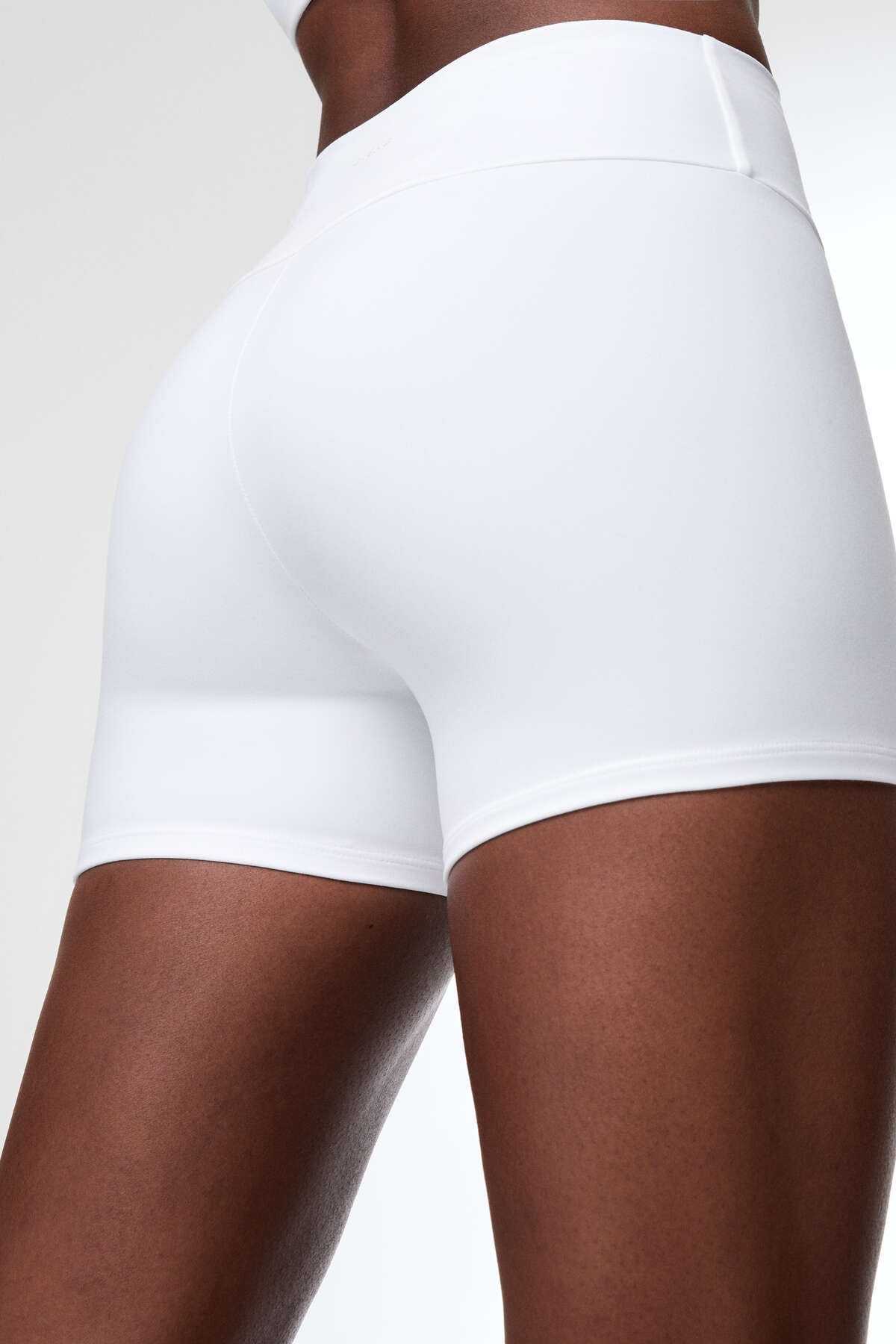 شلوار هات بلند 10 سانتی متری Comfortlux