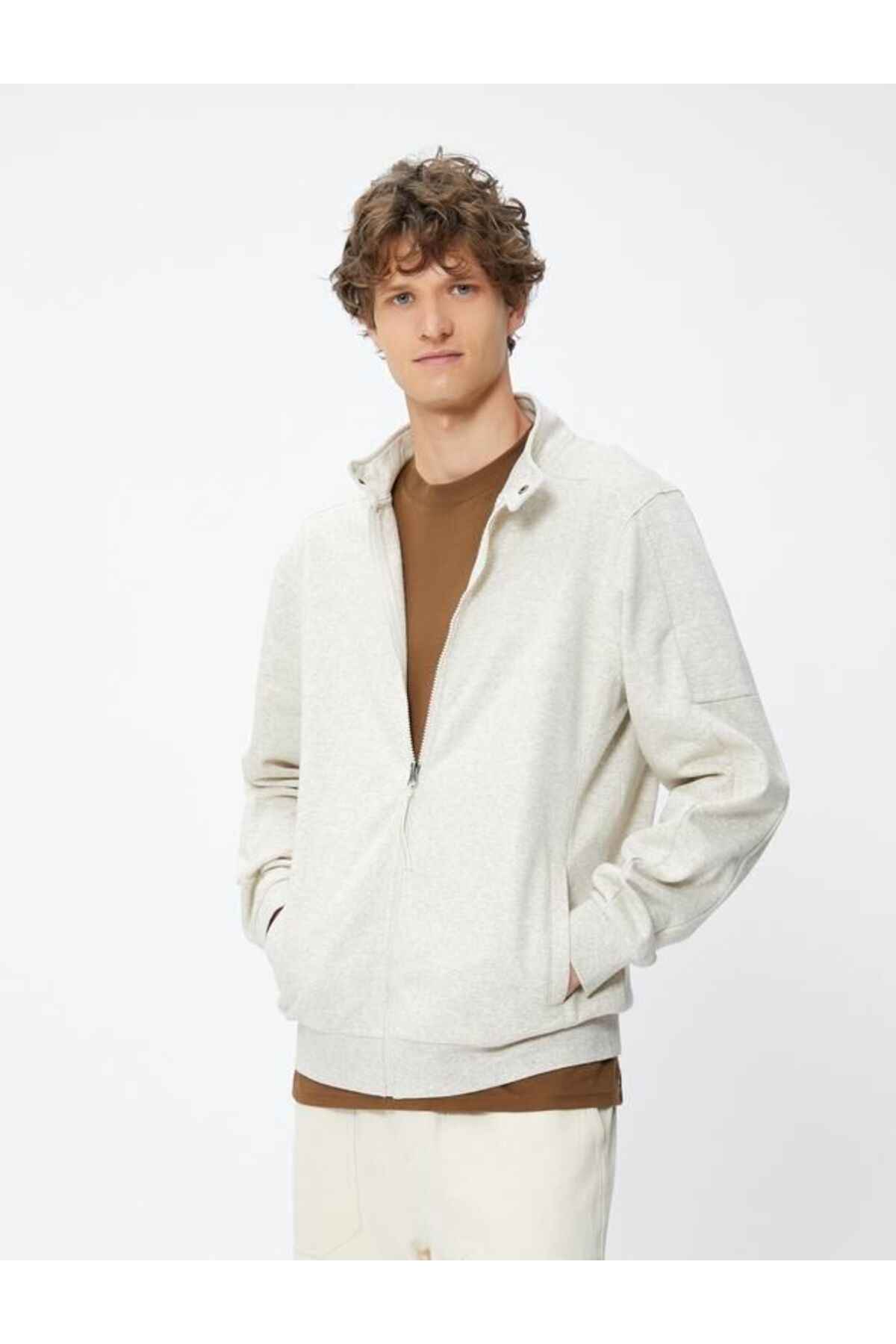 کپی - سویشرت زیپ دار با جزئیات جیب، یقه گرد و دکمه های محکم