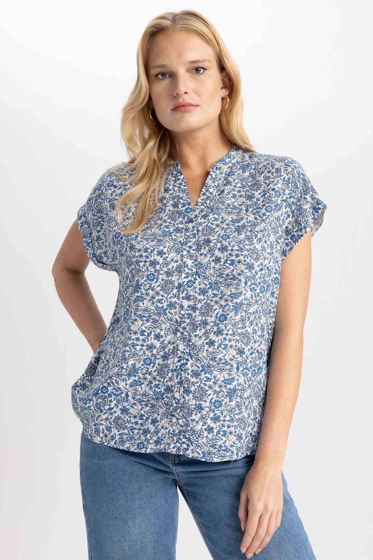 پیراهن آستین کوتاه یقه خدمه فیت منظم