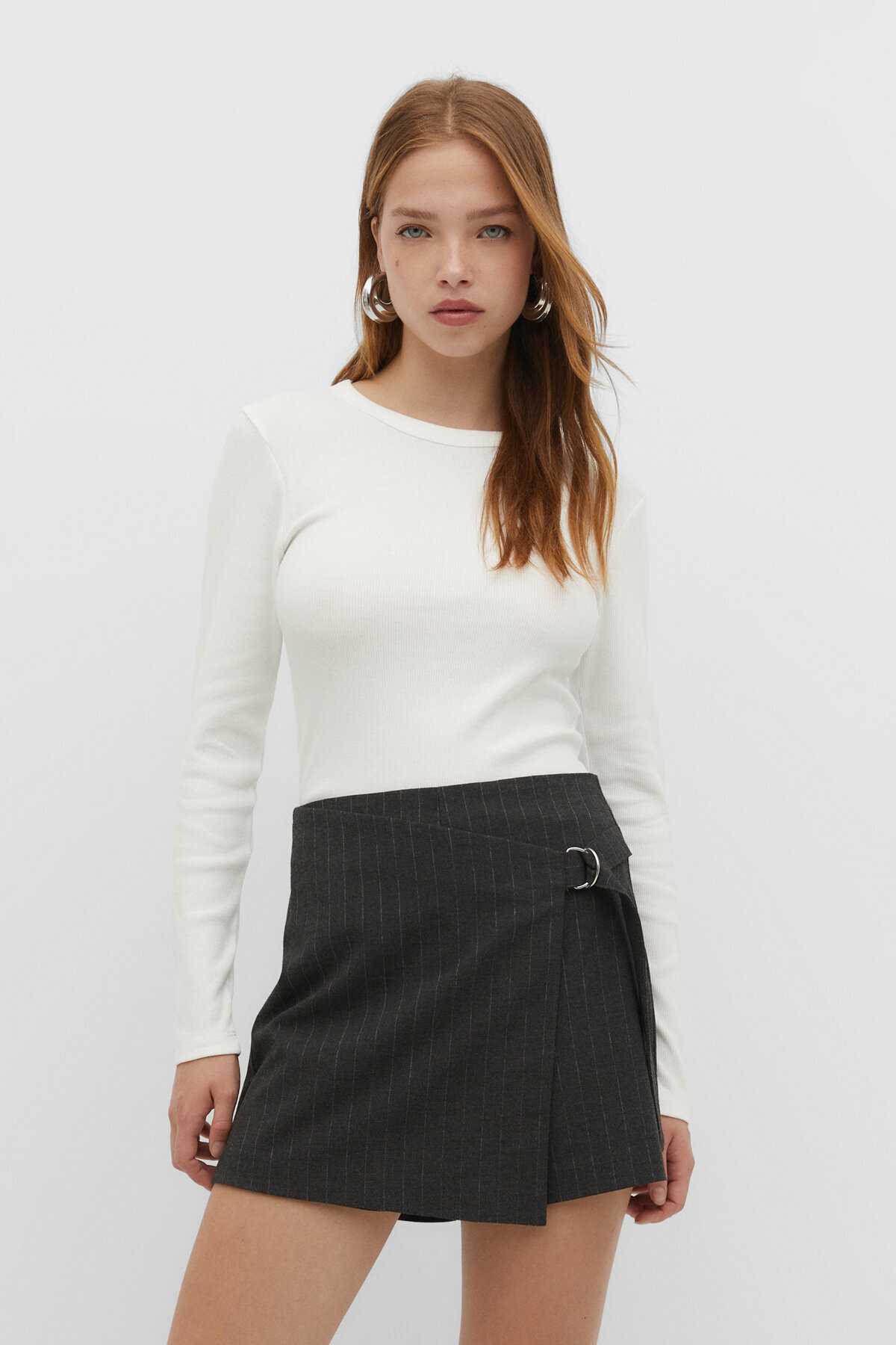 تیشرت آجدار آستین بلند