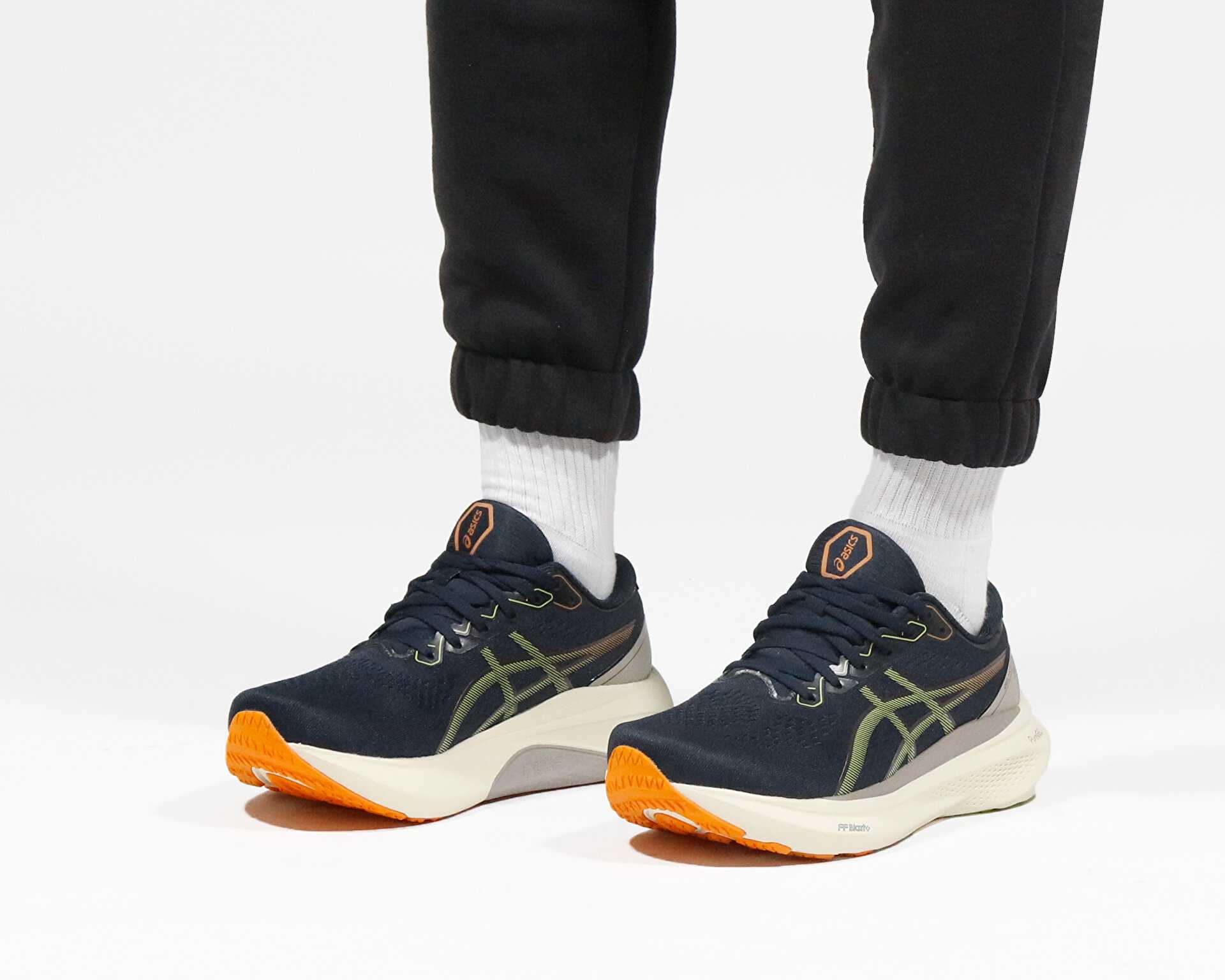 کفش دویدن Gel Kayano 30