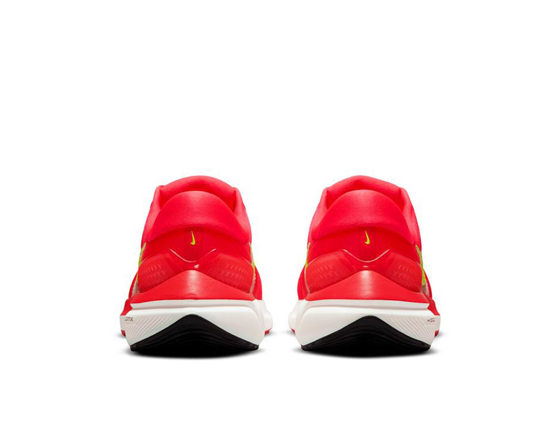 کفش دویدن Air Zoom Vomero 16