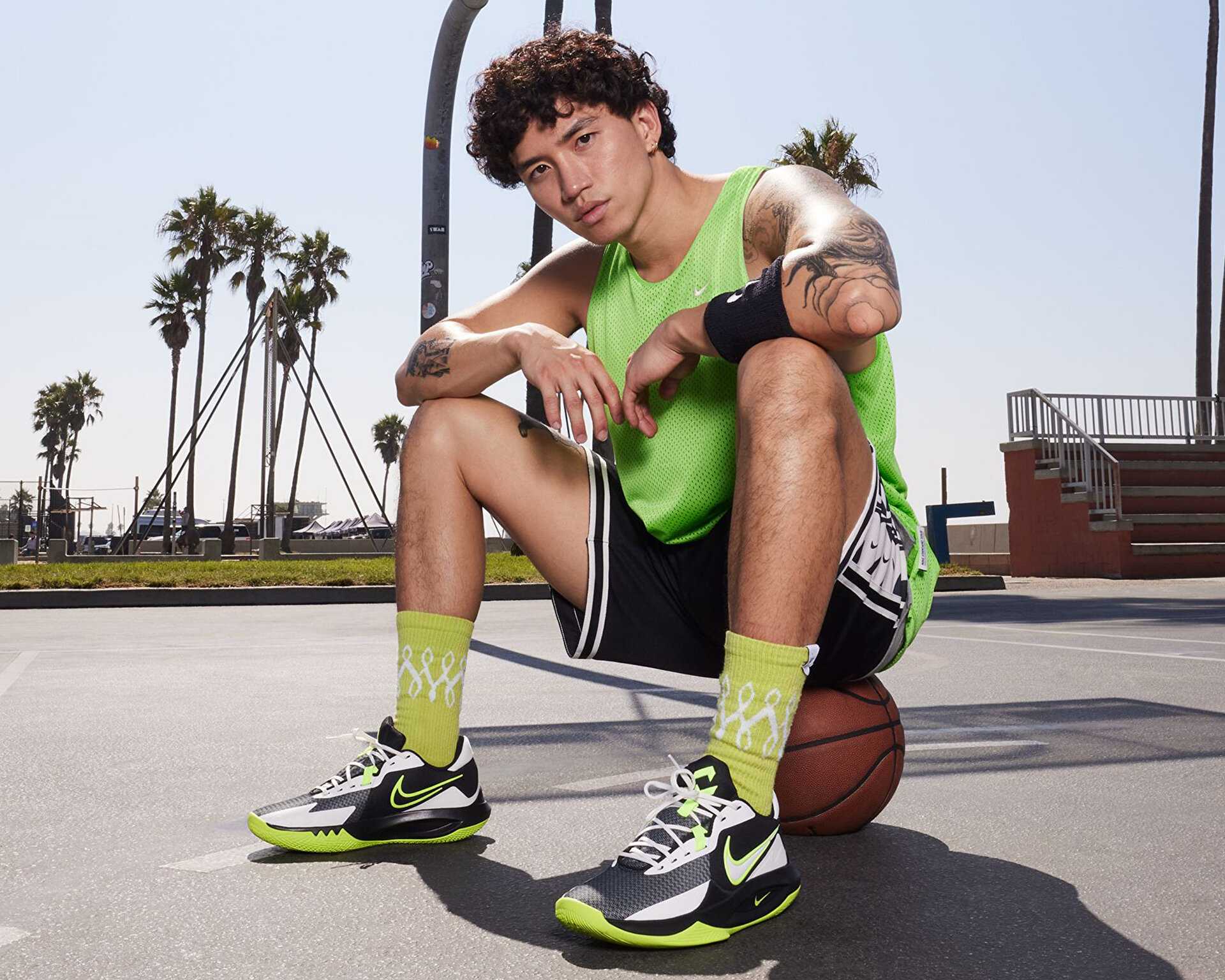 کفش های بسکتبال Precision VI