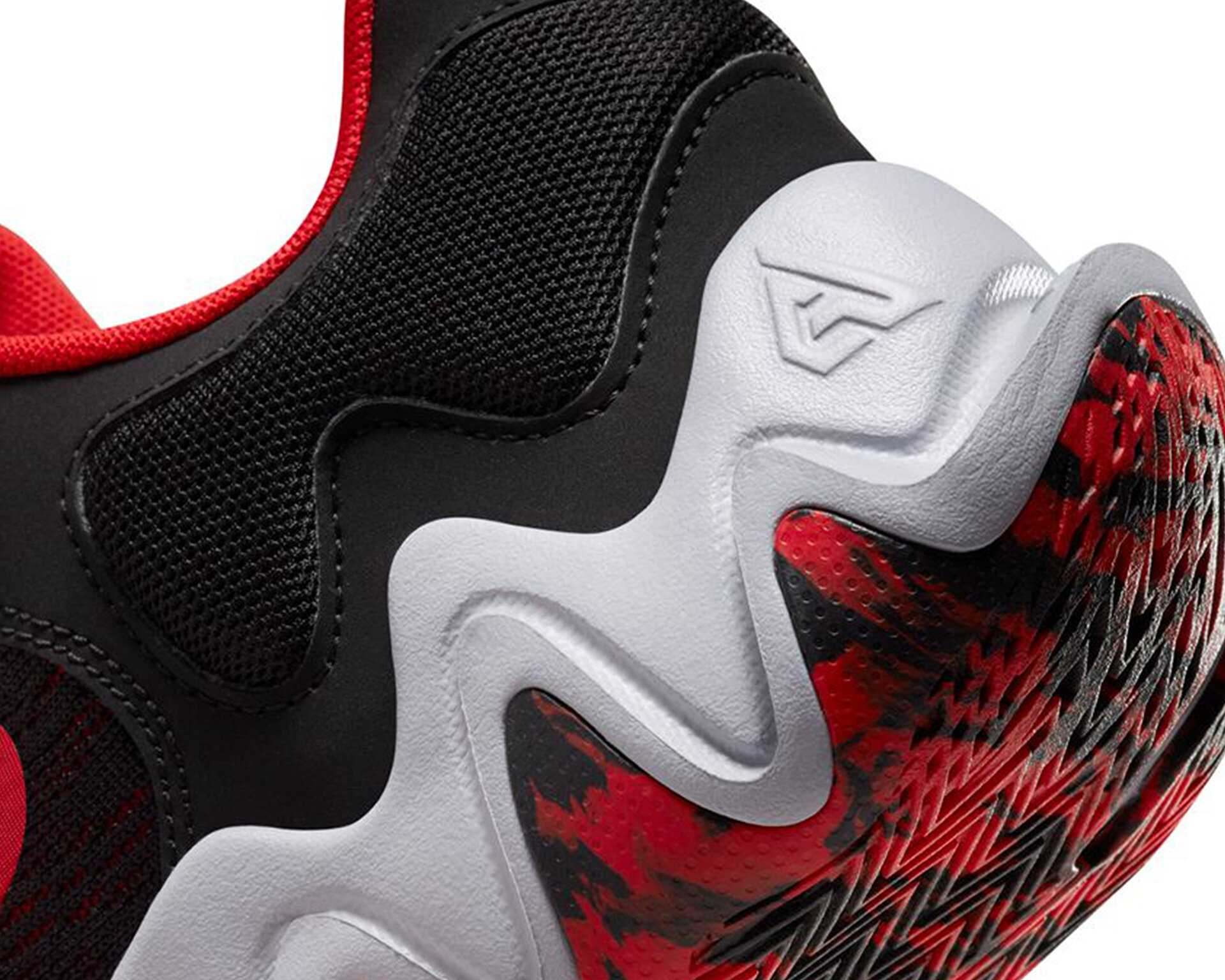 کفش های بسکتبال Giannis immortality