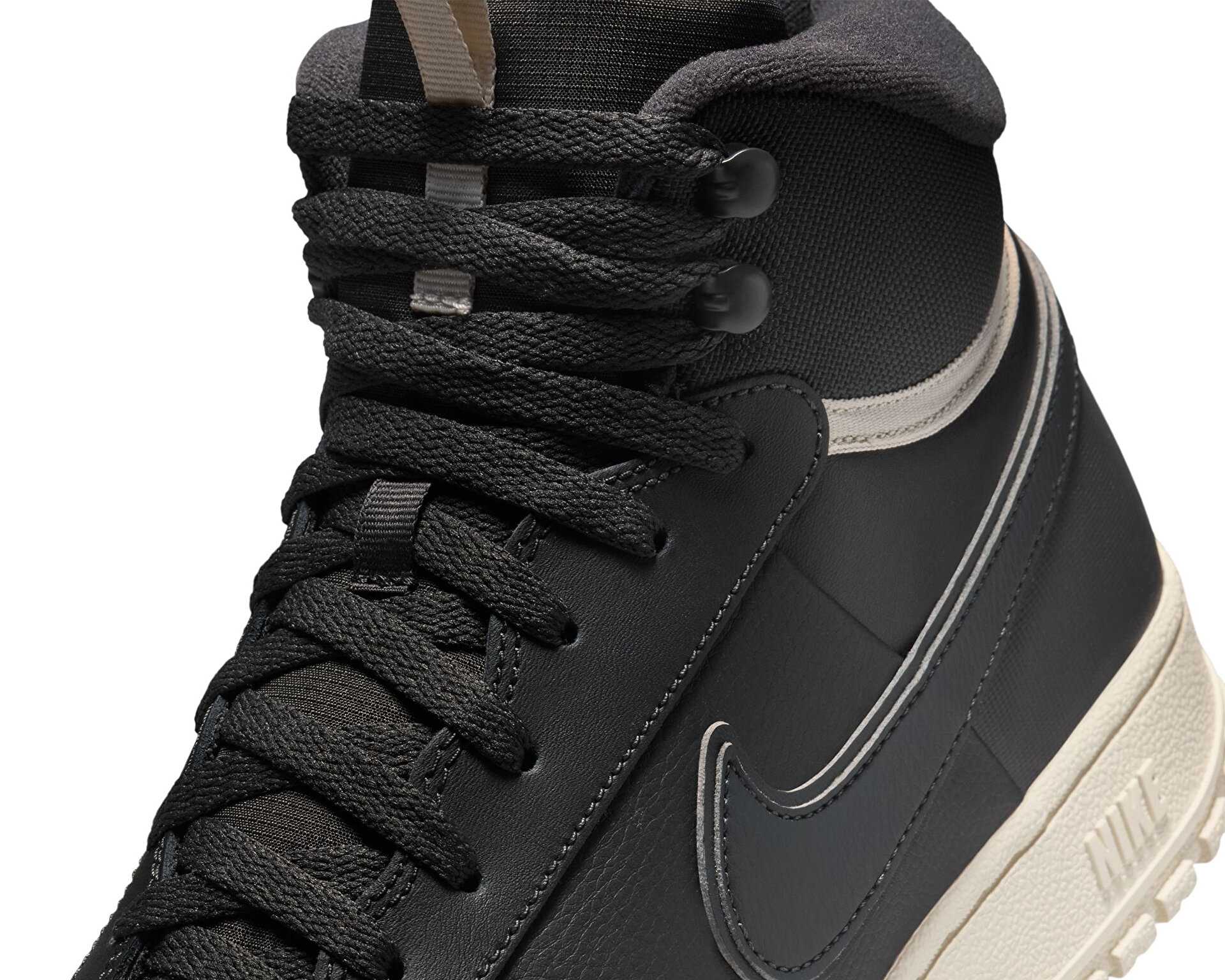 کفش های روزانه Nike Court Vision Mid Winter