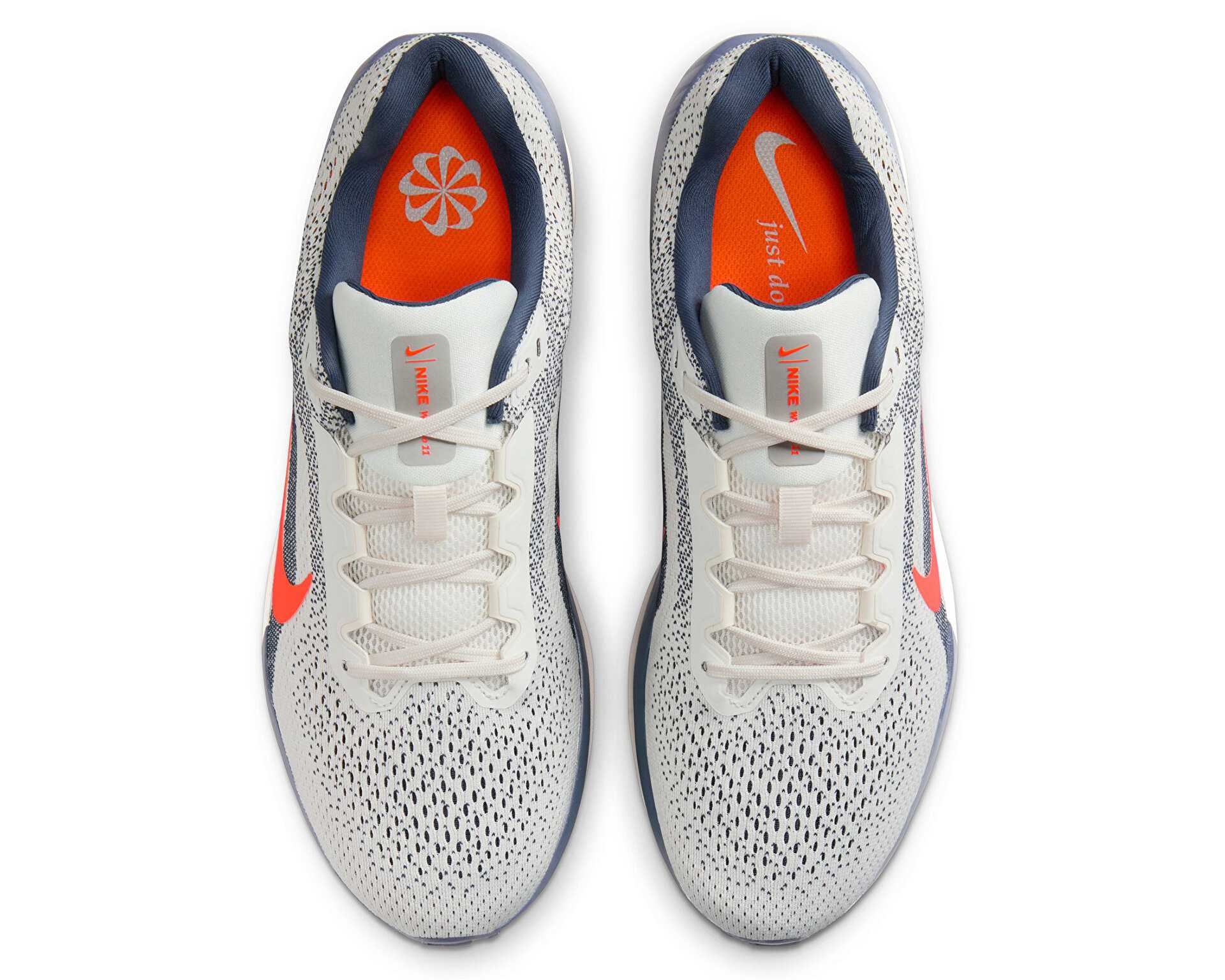 کفش دویدن Air Winflo 11