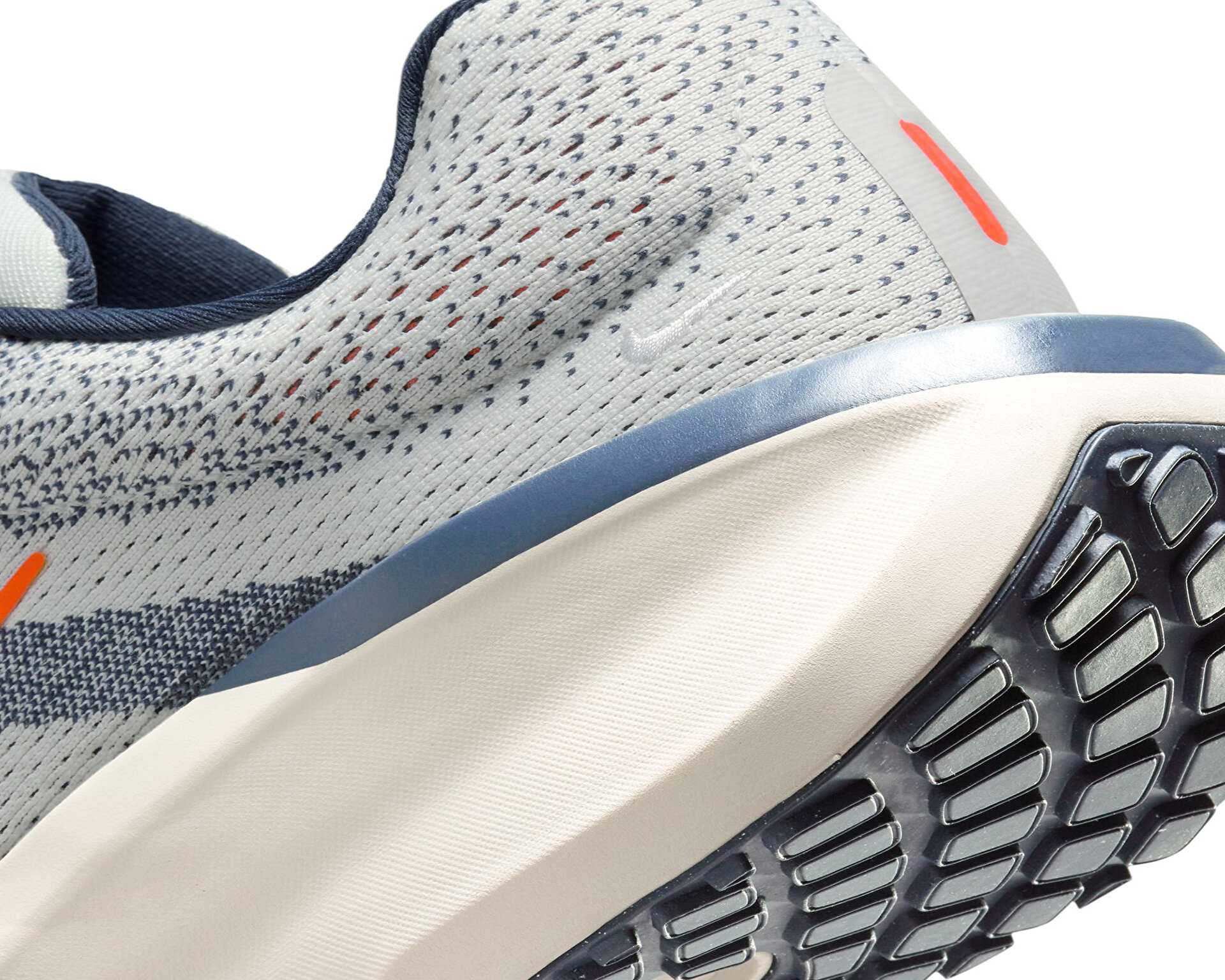 کفش دویدن Air Winflo 11