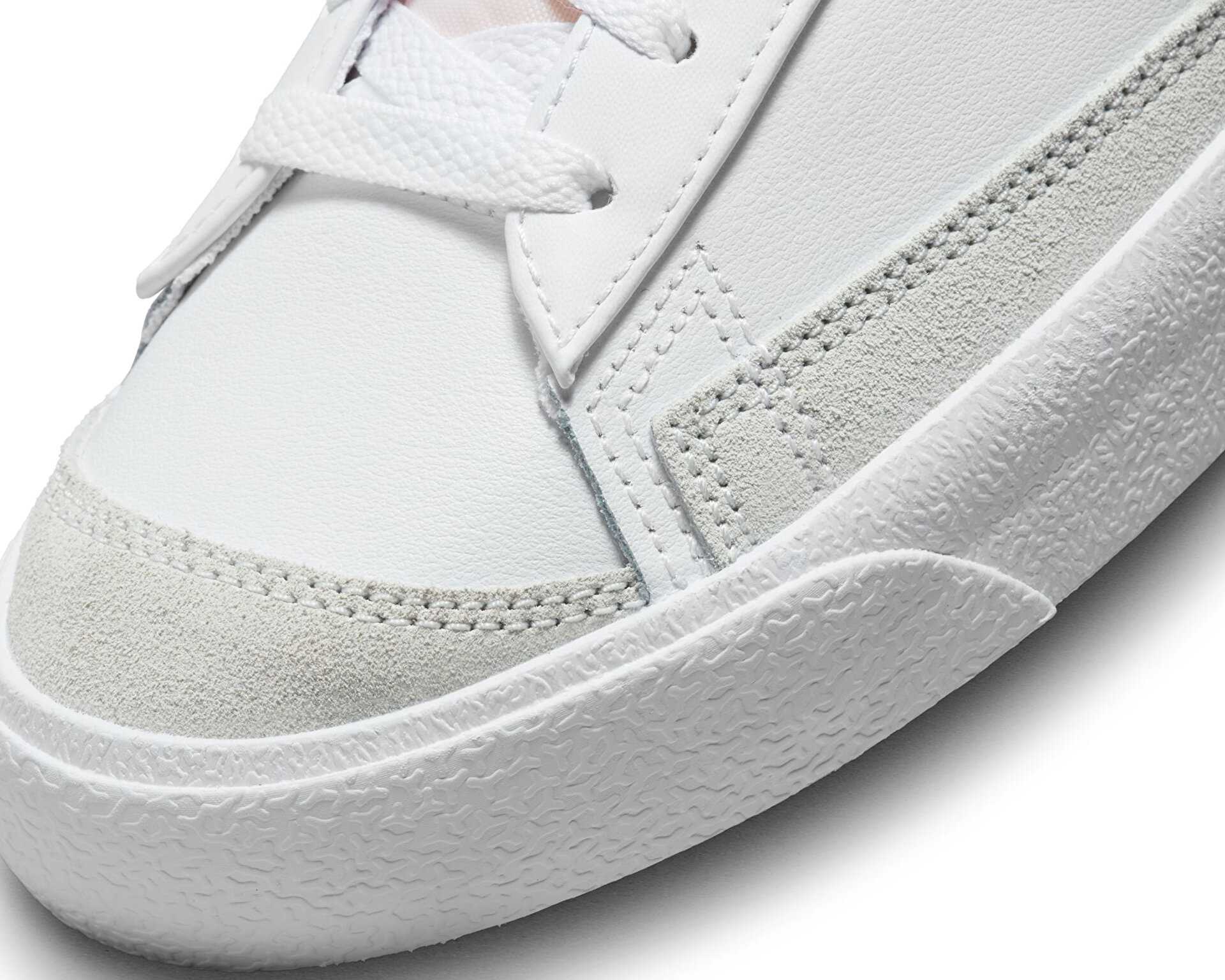 کفش های روزانه W Blazer Mid '77