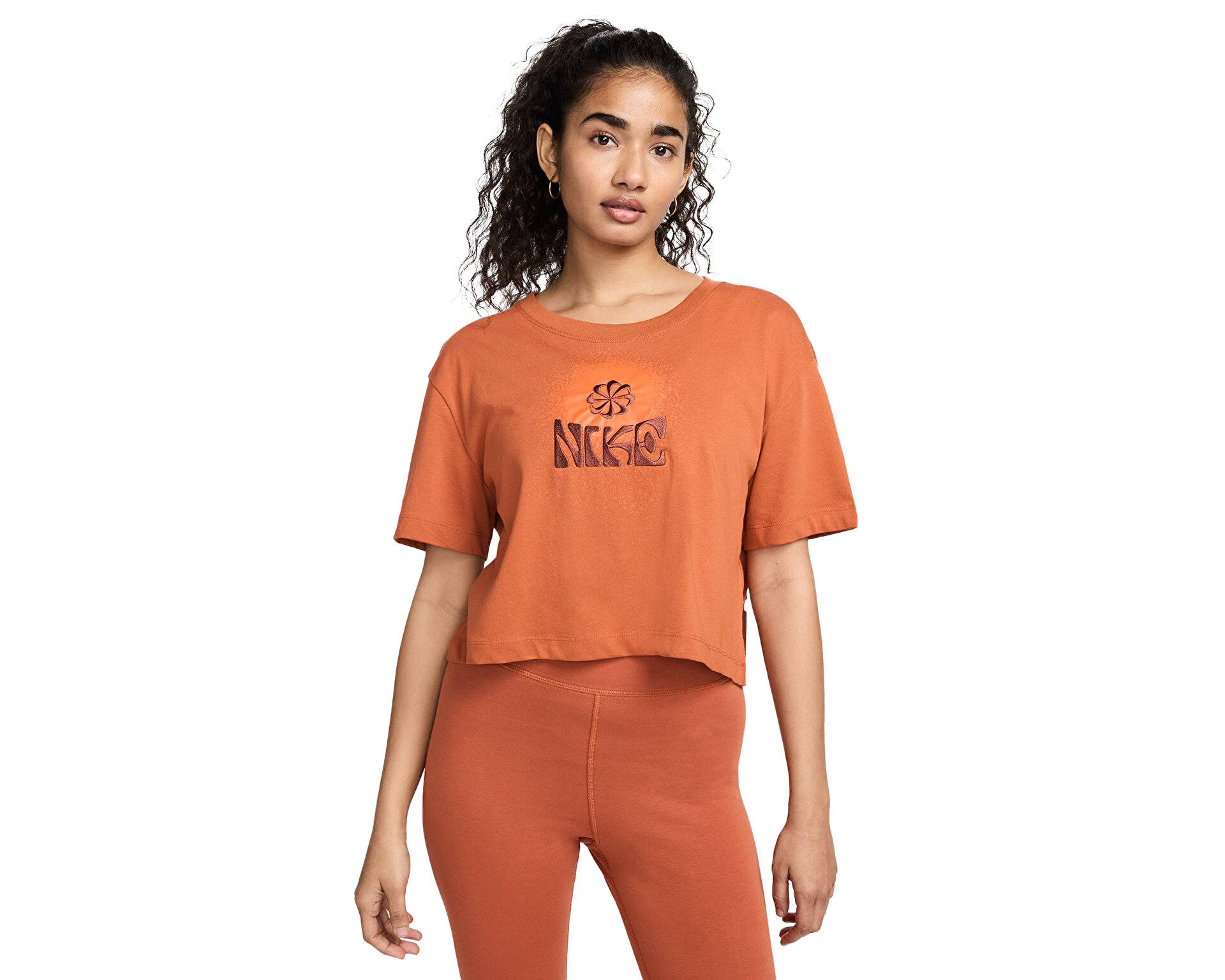 تیشرت روزانه Nike W Nsw Tee Oc1 Eday